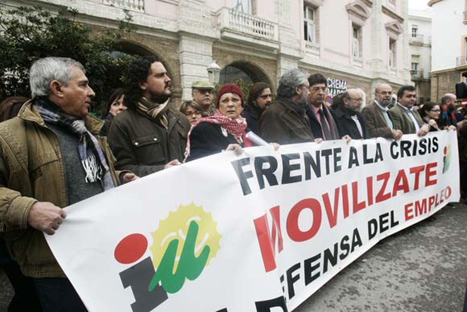 Miembros de IULV-CA protagonizan una jornada de encierro