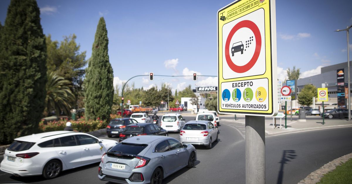 Arranca la Zona de Bajas Emisiones de Granada