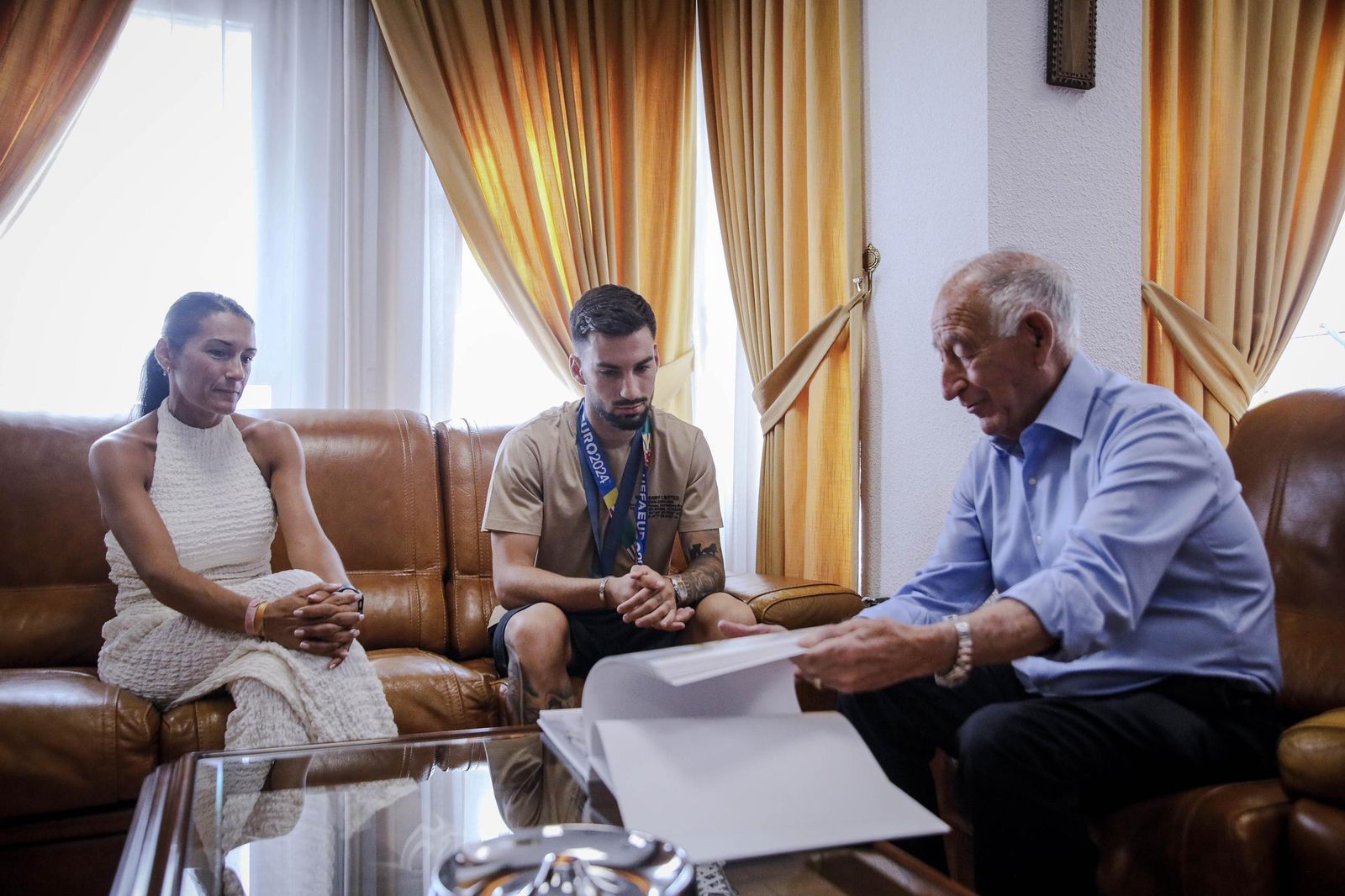 Álex Baena en el Ayto de Roquetas de Mar, en imágenes