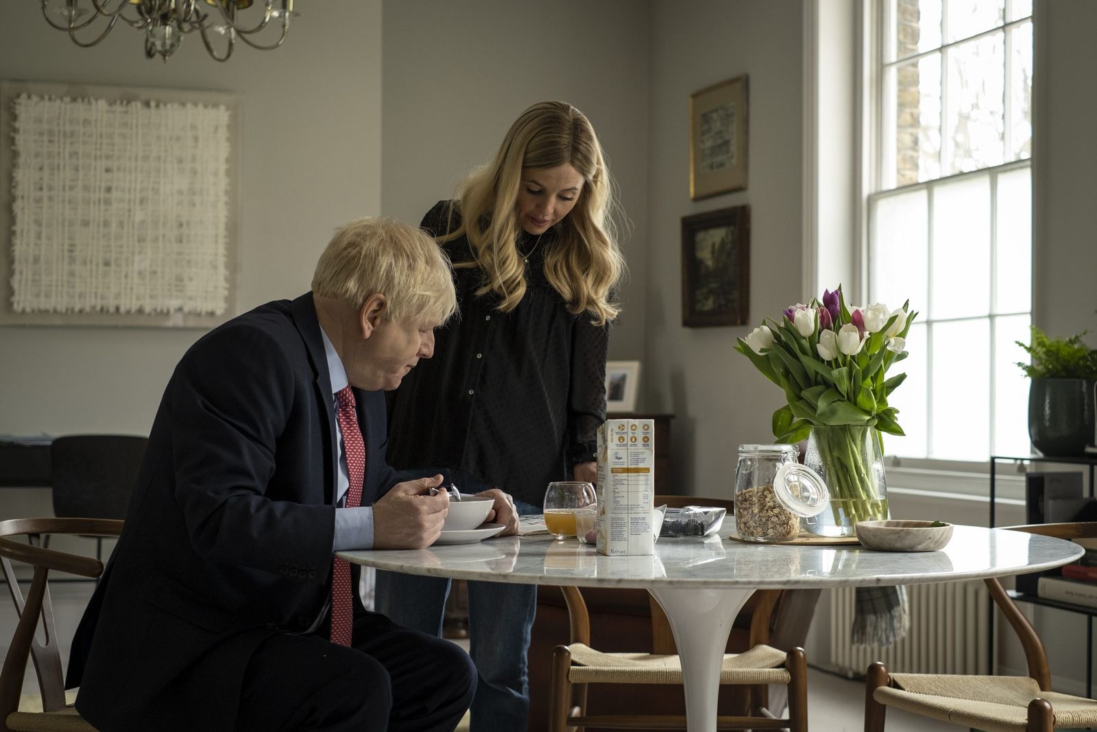 'This England': La serie con Kenneth Branagh como Boris Johnson