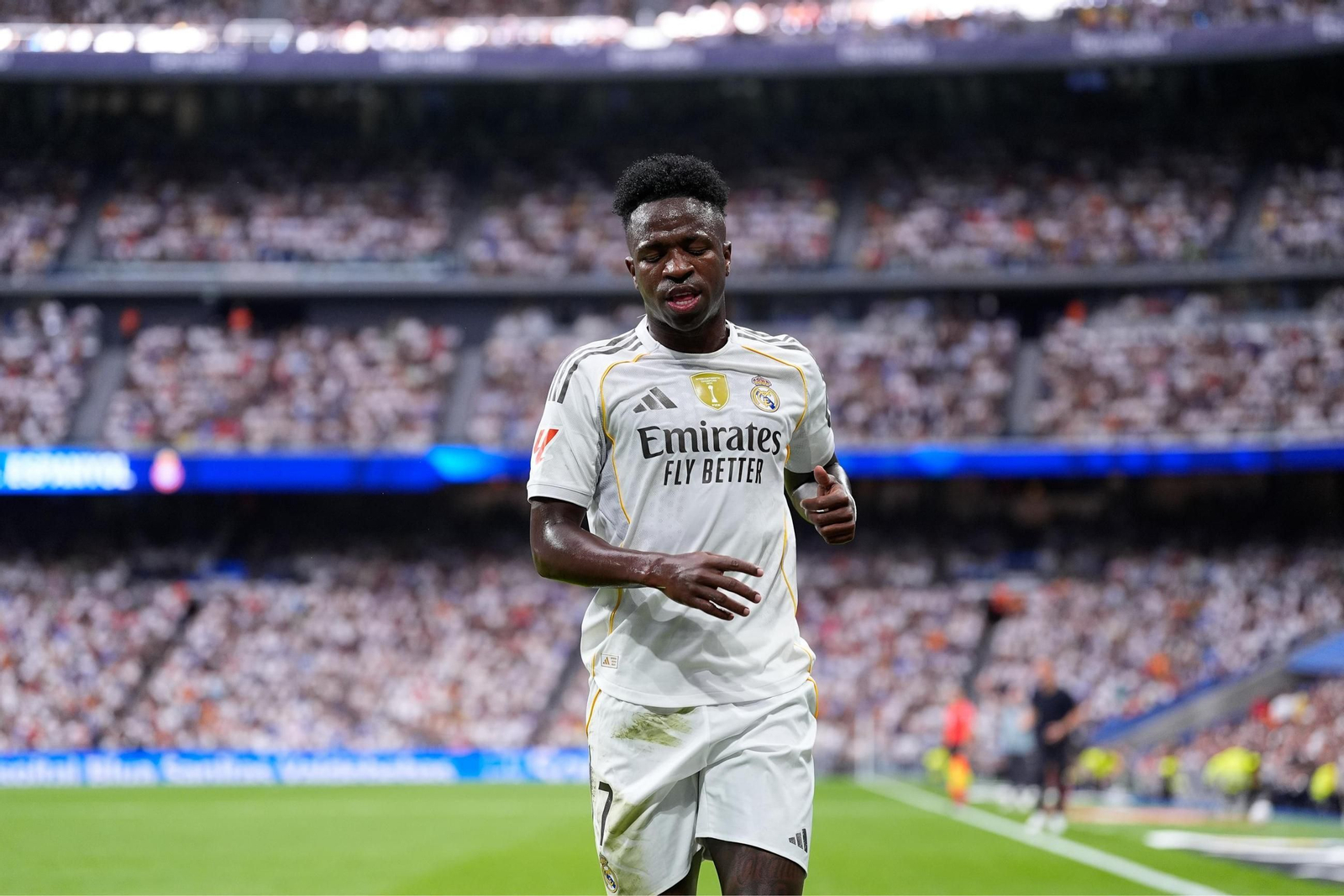 EuropaPress_6970727_Vinicius_Junior_of_Real_Madrid_CF_laments_during_t.jpg