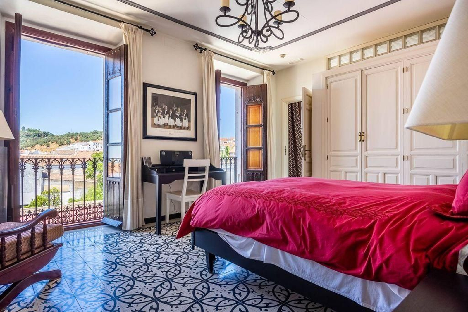 Así es el espectacular hotel boutique que está a la venta en Aracena Así es el espectacular hotel boutique que está a la venta en Aracena