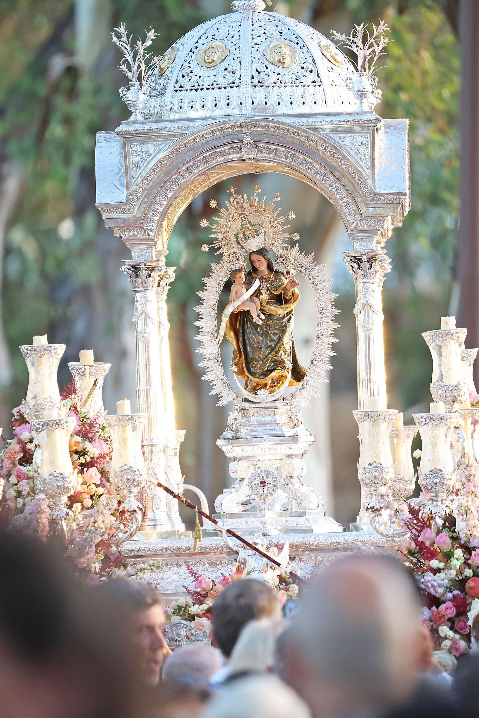 La bajada de la Virgen de La Cinta en imágenes