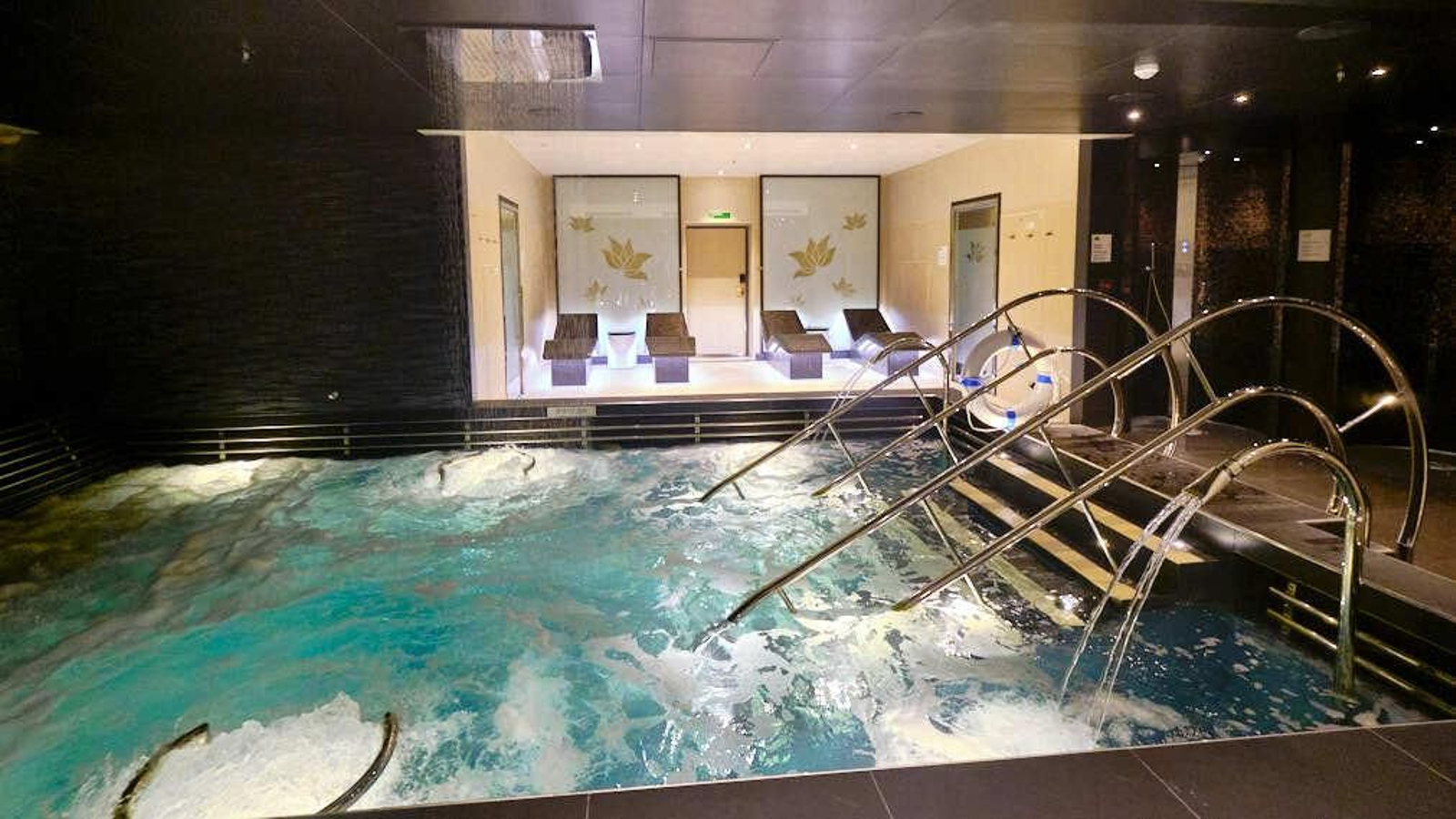 Interior del buque Sky Princess