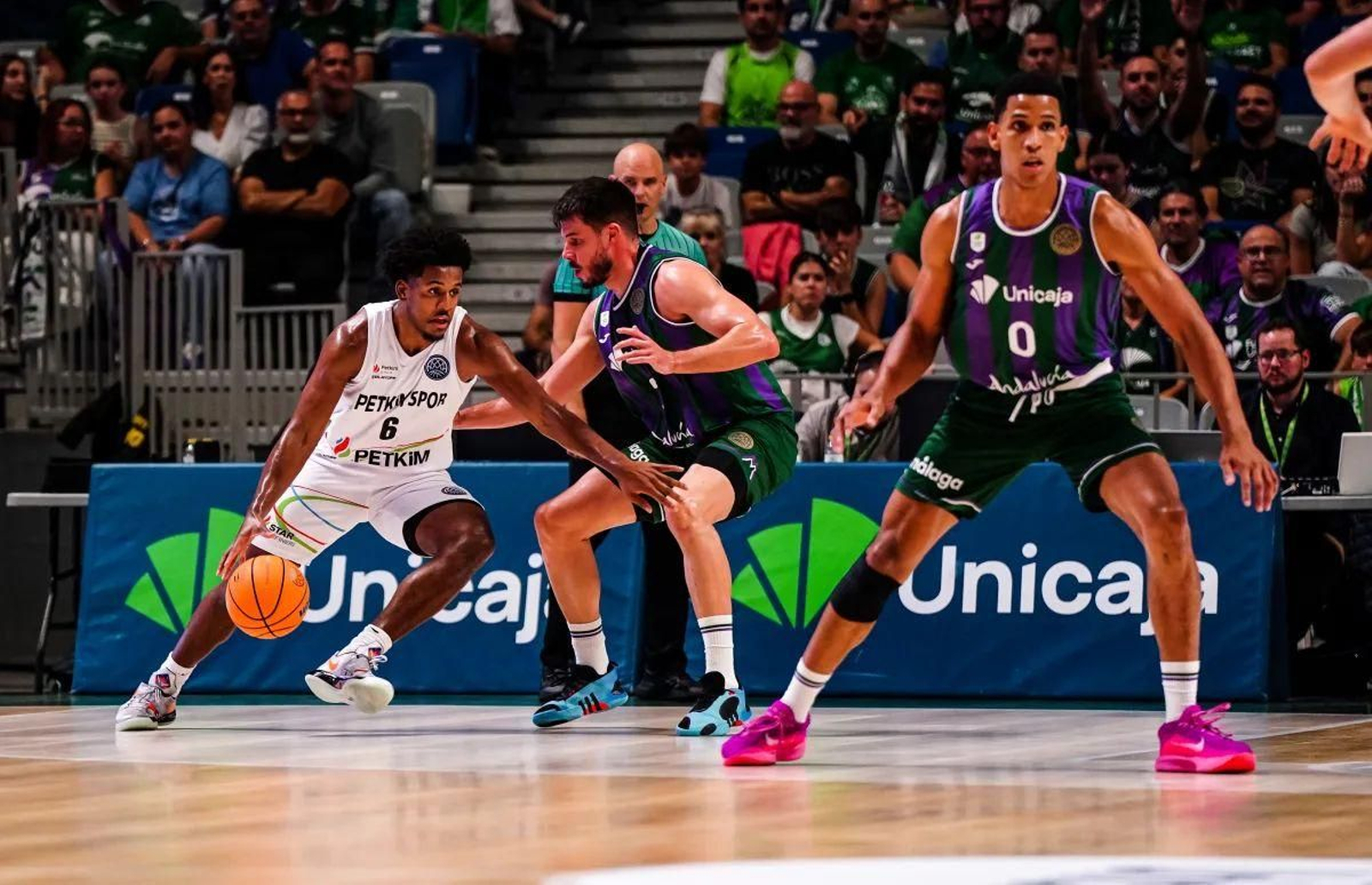 Las fotos del Unicaja-Aliaga Petkimspor de BCL