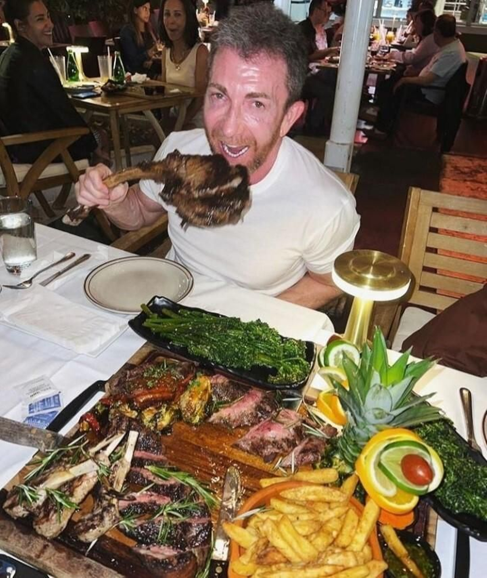 Pablo Motos hizo una escapada hasta Miami y en un asador lo dio todo