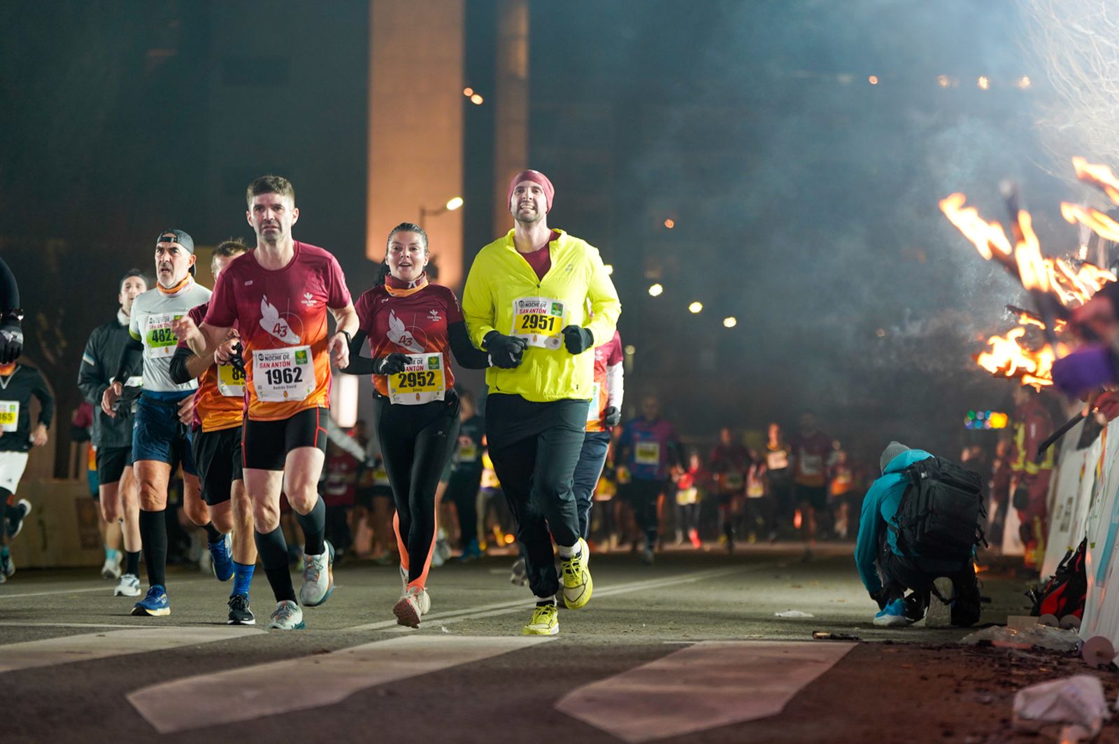 En imágenes: búscate en tu llegada a meta de la Carrera de San Antón 2026 (11)