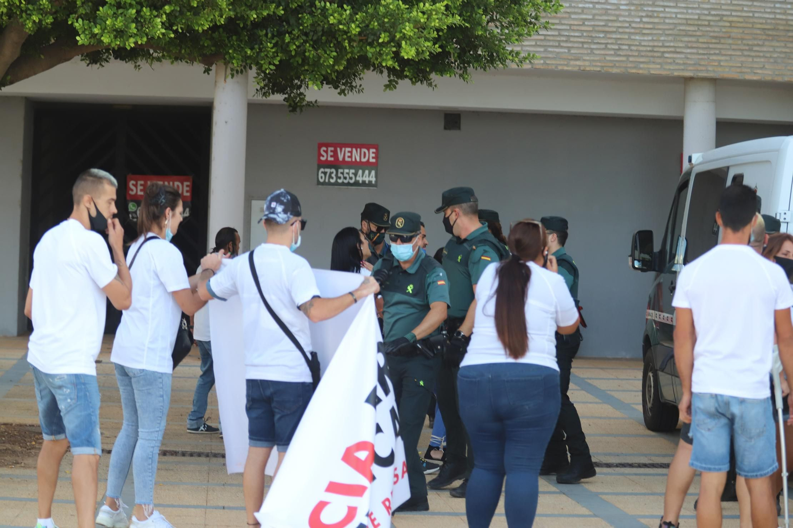 Imágenes de la llegada al juzgado de Ayamonte de uno de los principales imputados del crimen de Cartaya