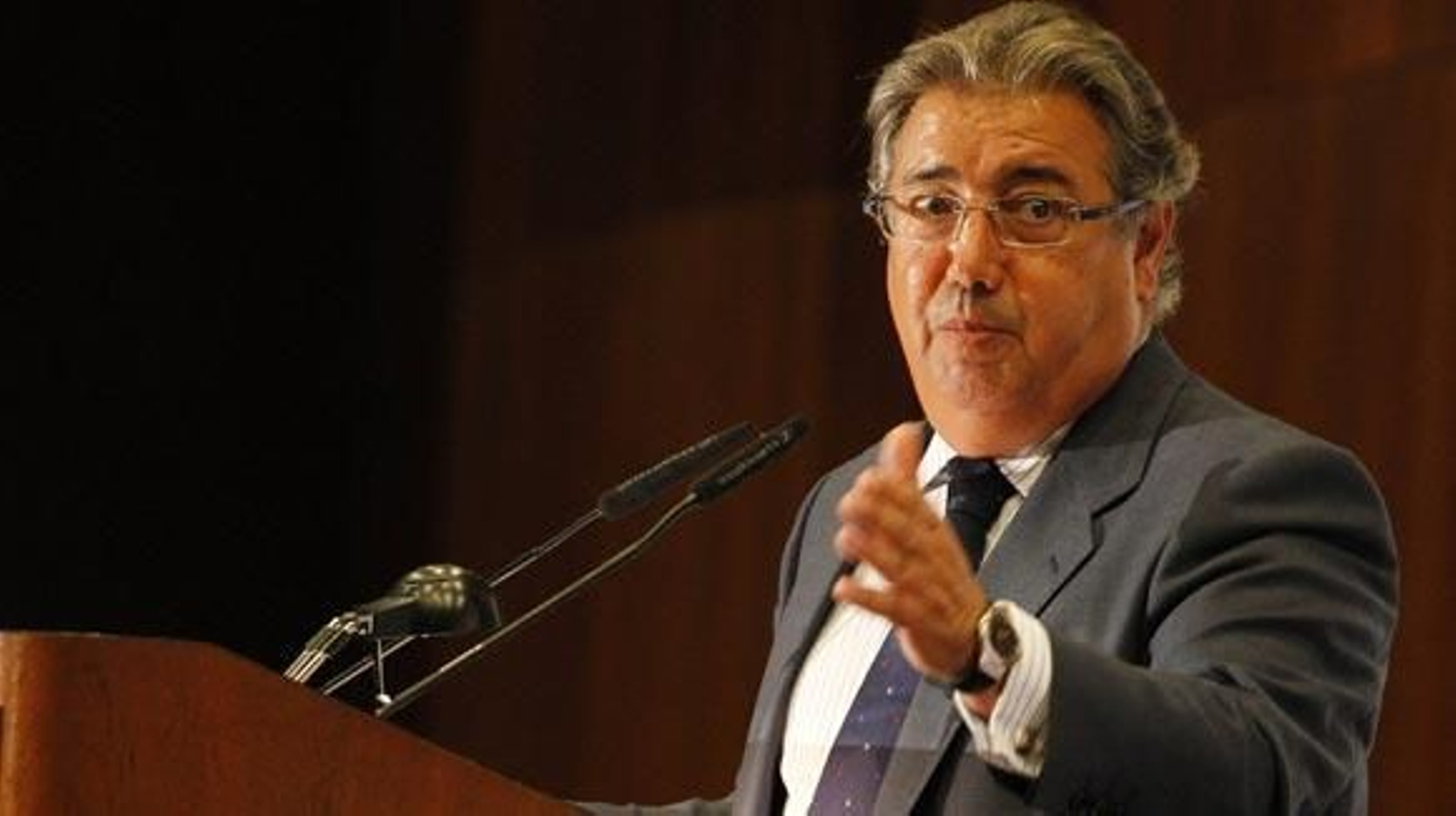 "Los sevillanos pueden estar tranquilos con su alcalde; está todo declarado"