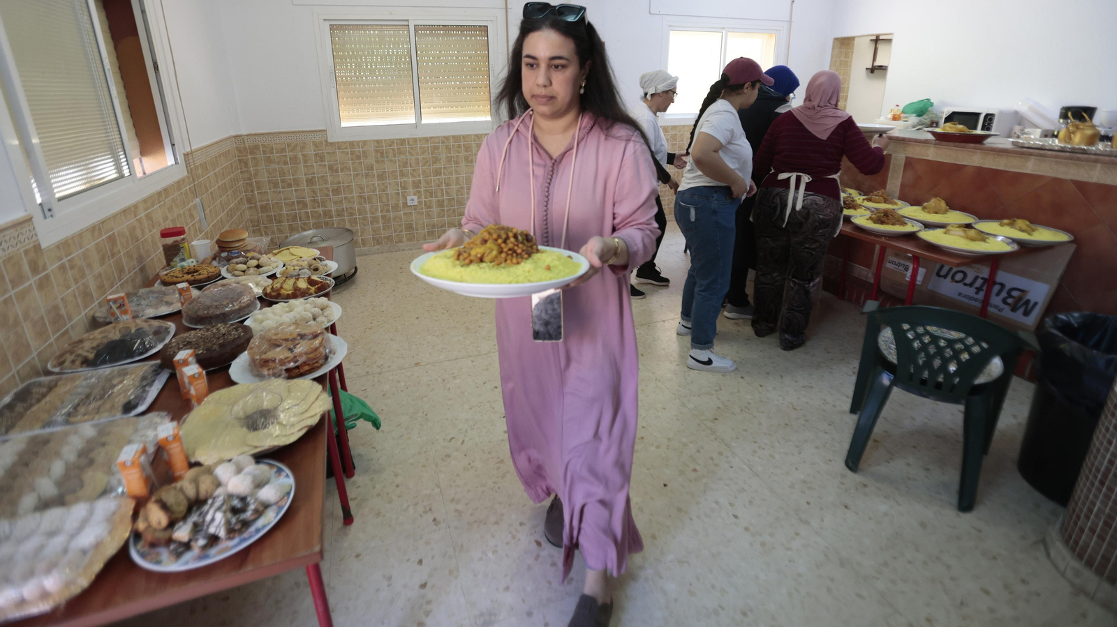 Las fotos de la convivencia vecinal "Sabores de Marruecos" de Márgenes y Vínculos Las fotos de la convivencia vecinal "Sabores de Marruecos" de Márgenes y Vínculos