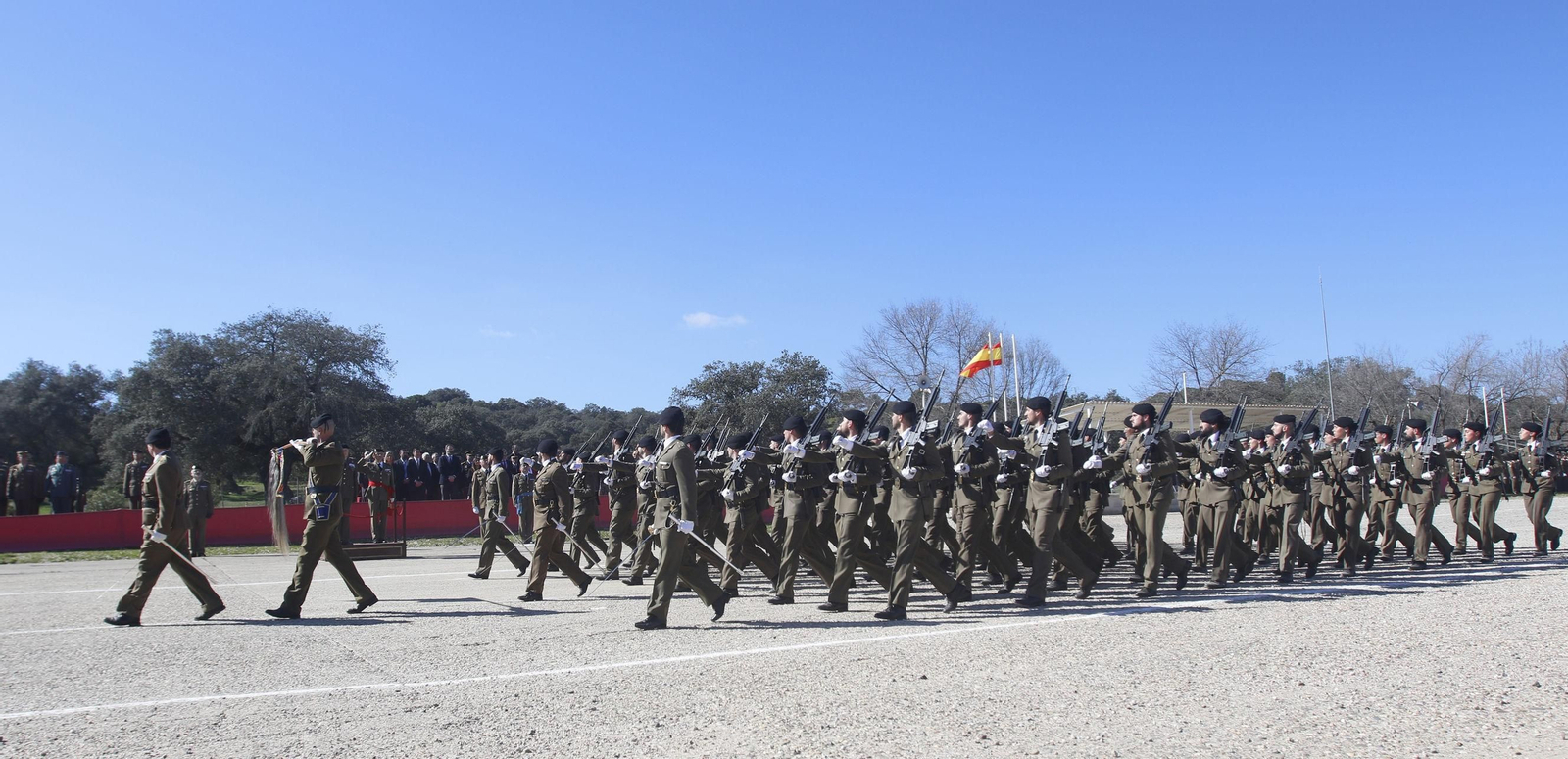 Efectivos de la BRI X en la base de Cerro Muriano. Efectivos de la BRI X en la base de Cerro Muriano.