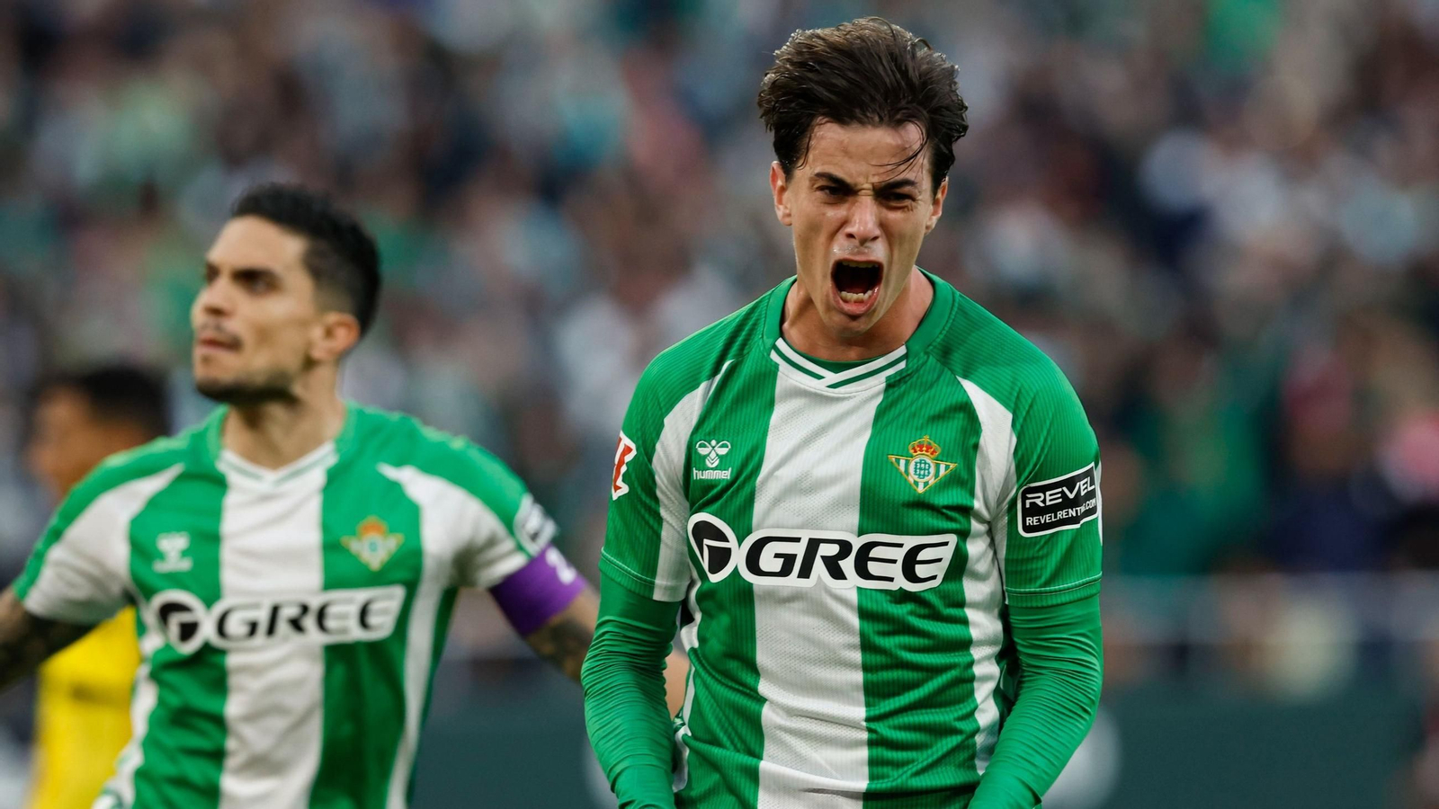 Valentín Gómez celebra con rabia su gol ante el Girona.