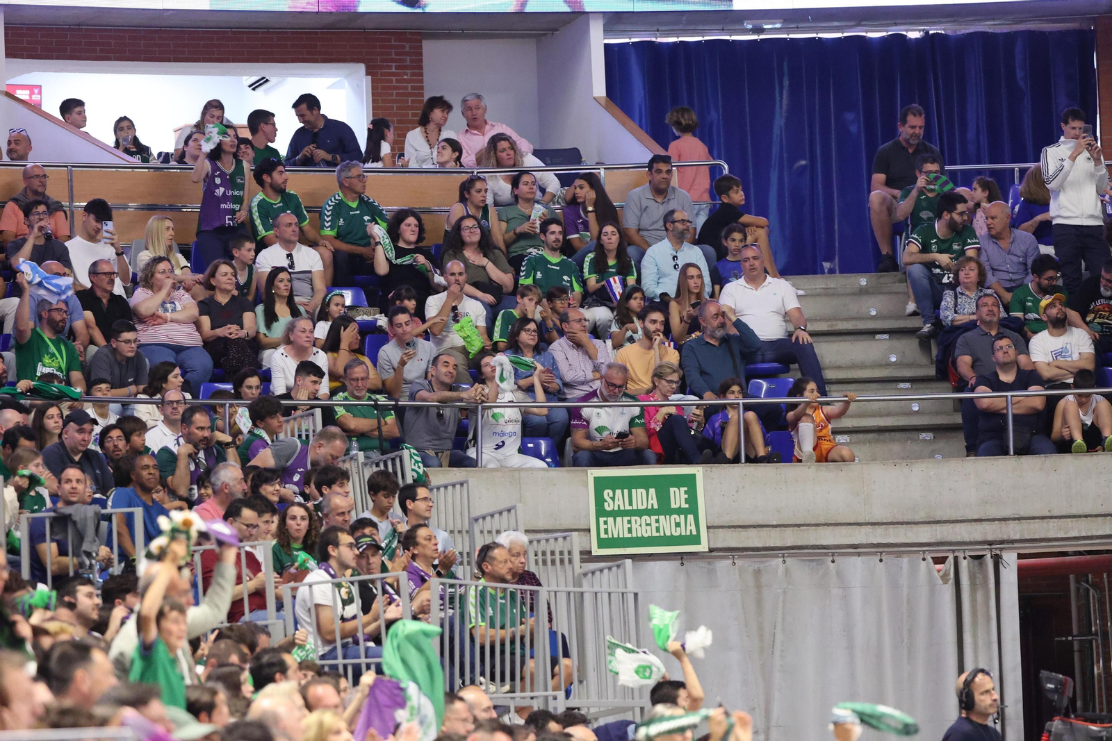 Búscate en las gradas del Carpena en el Unicaja-UCAM Murcia