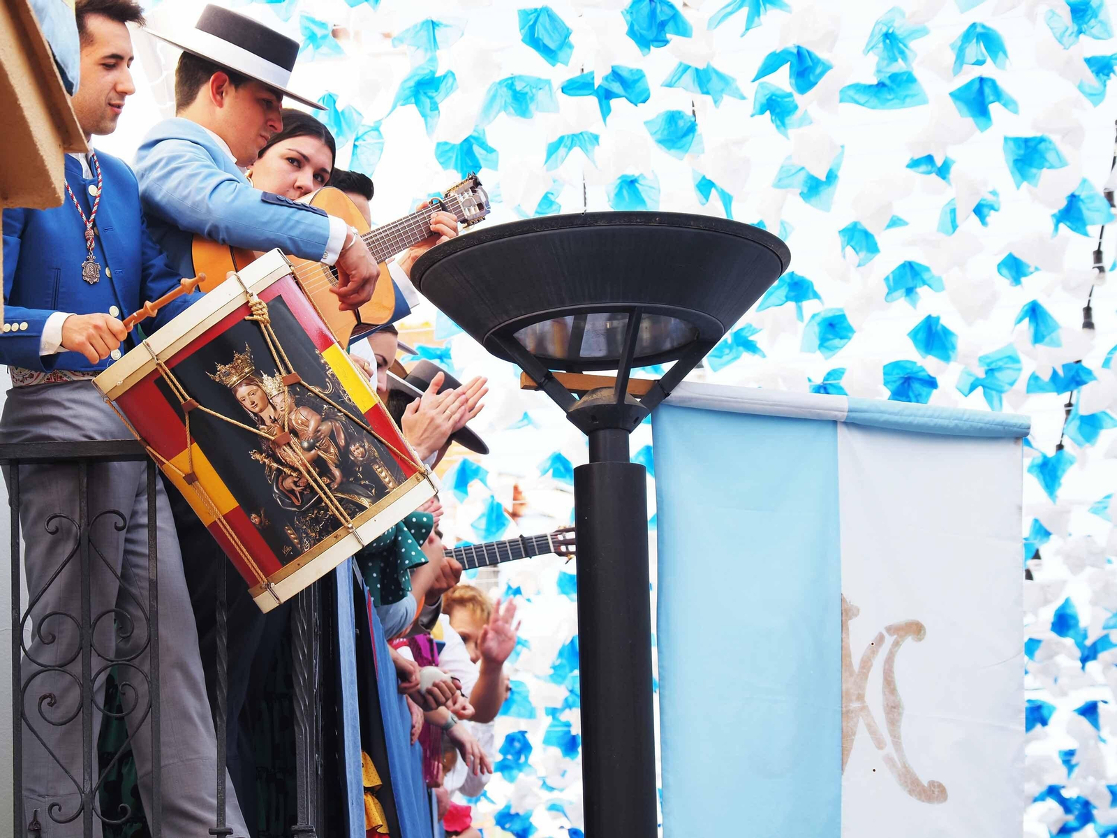 Las imágenes de la procesión de la Virgen de la Bella por las calles de Lepe en 2022