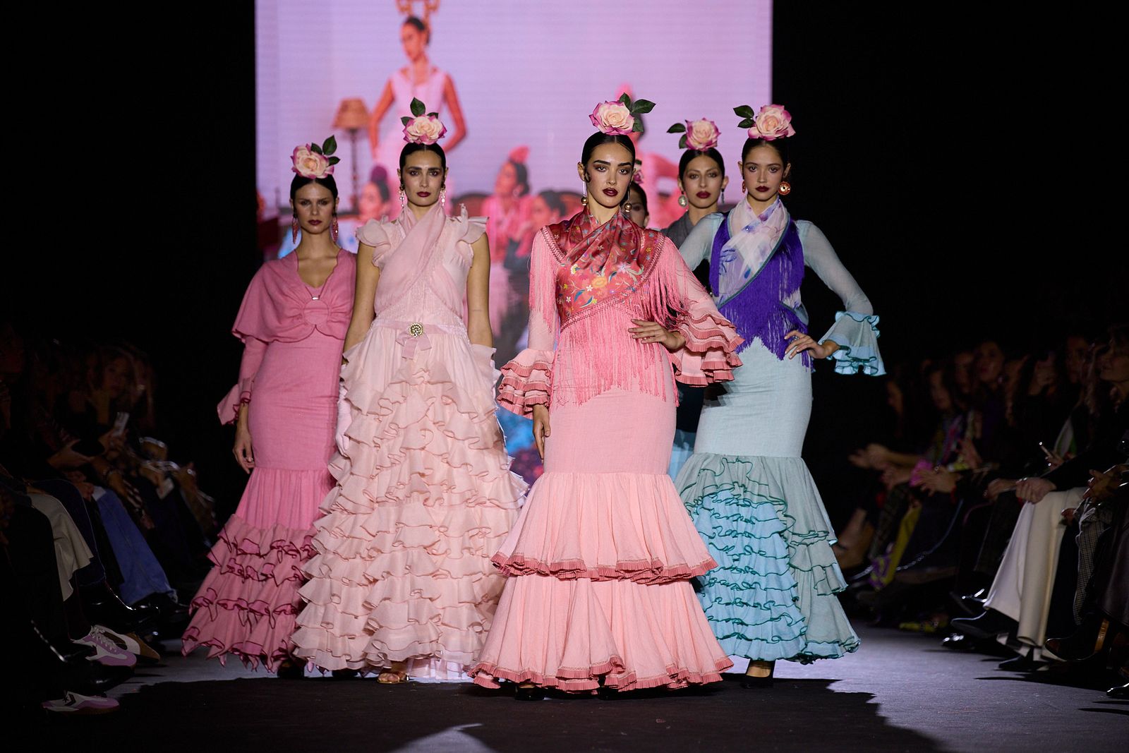 El desfile de flamenca Pol Núñez en We Love Flamenco 2026, todas las fotos