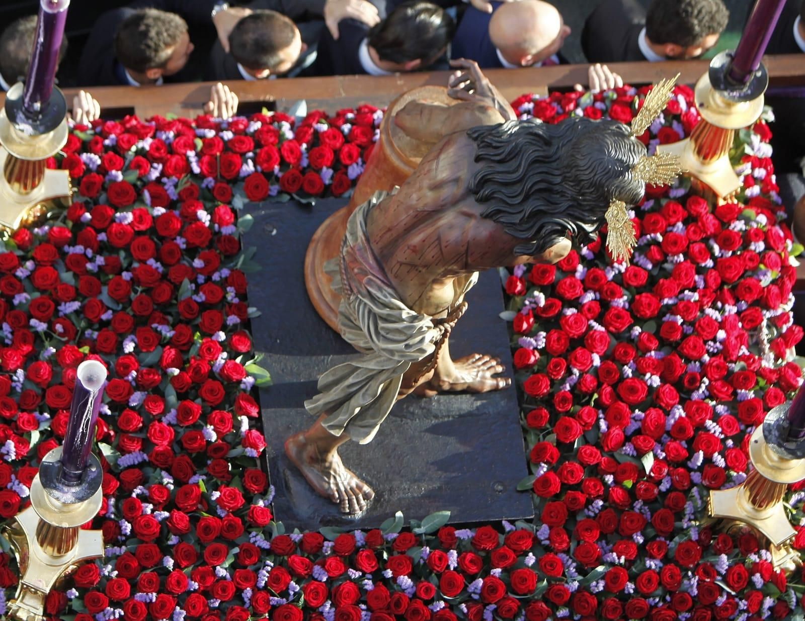 Vía crucis de la Hermandad de las Cigarreras