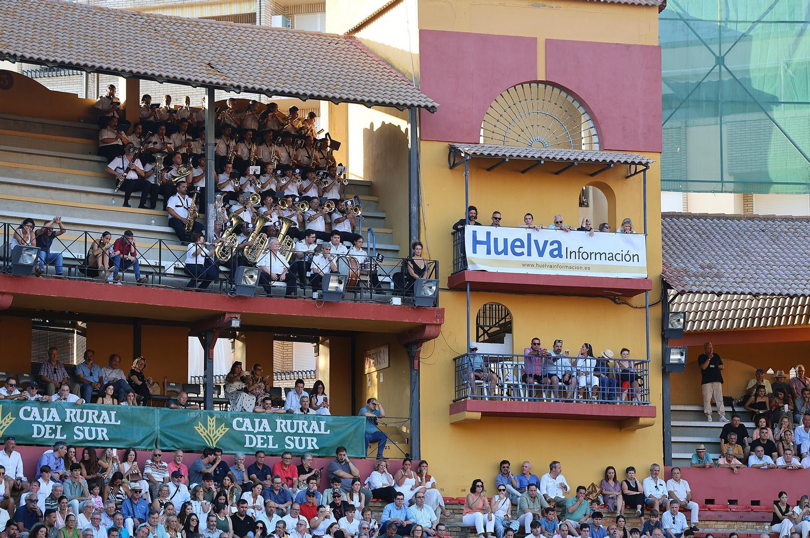 Toros La Merced 2025: Imágenes de la Novillada de Javier Zulueta, Cristian González y Carlos Tirado