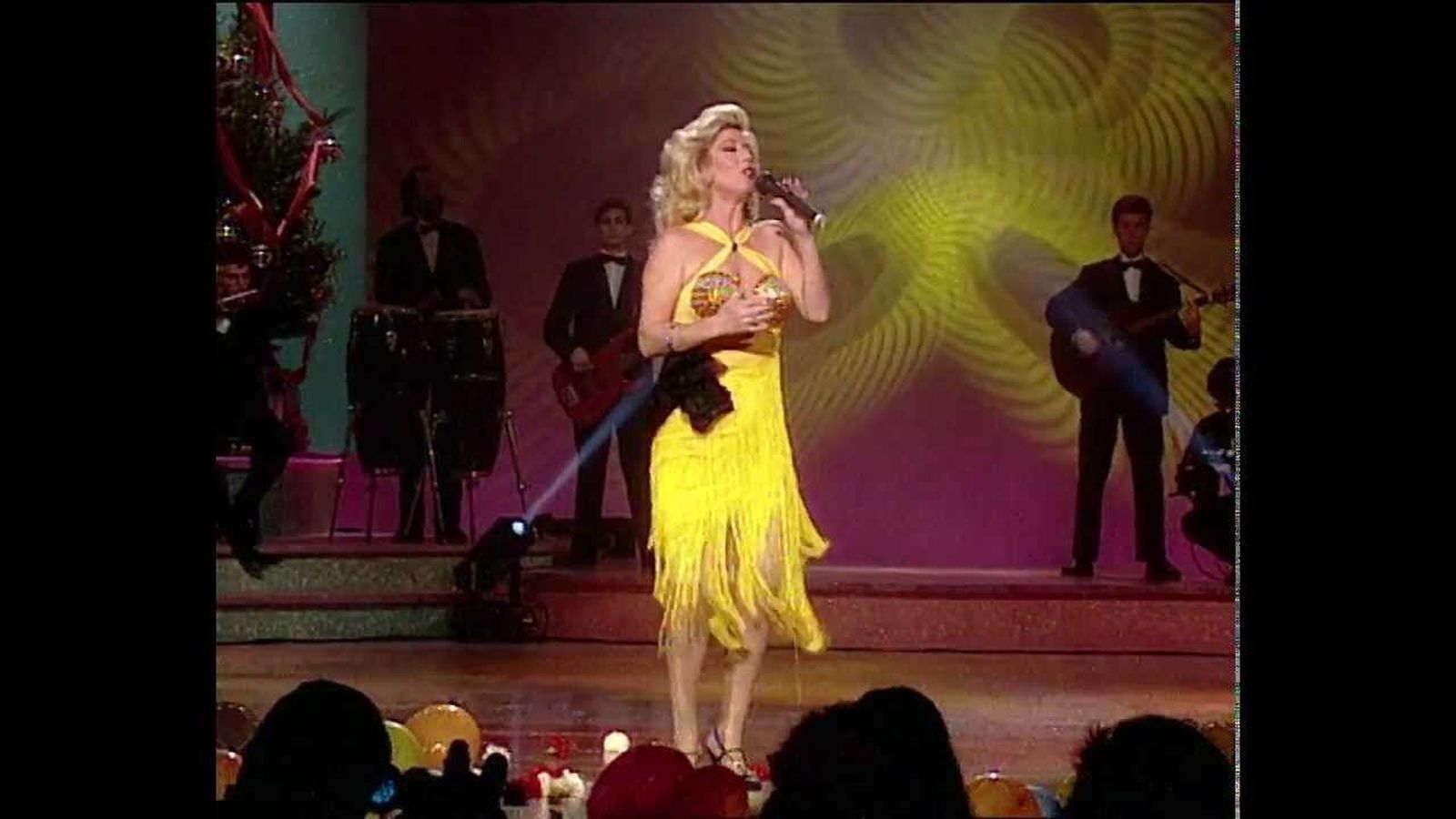 María Jiménez en una actuación en Televisión Española.