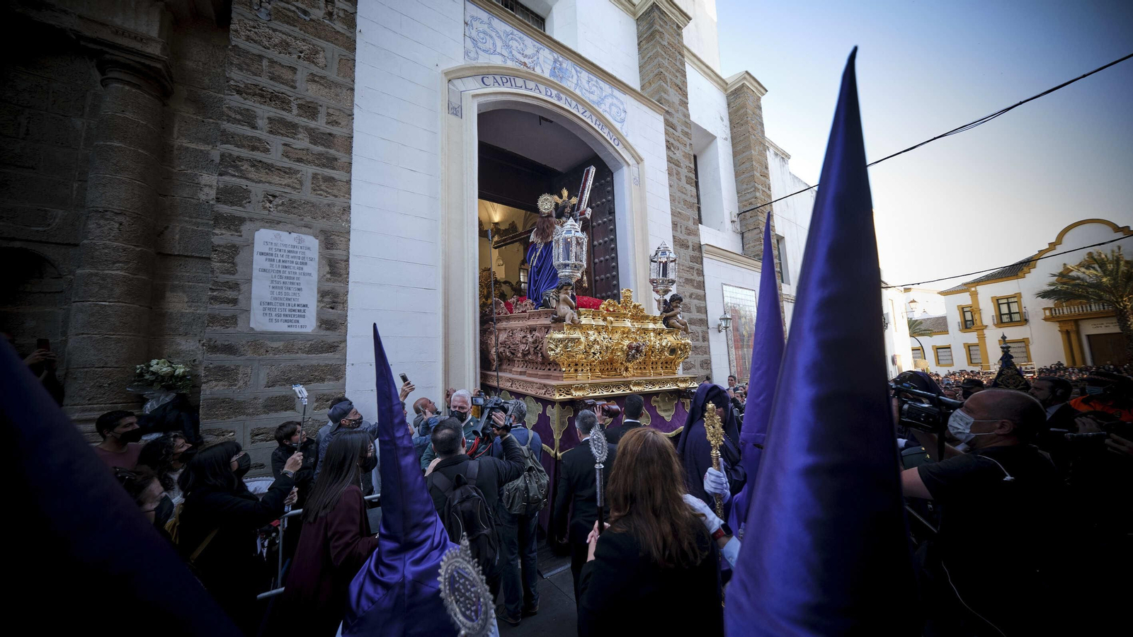 Nazareno de Santa María en la Semana Santa de Cádiz 2022