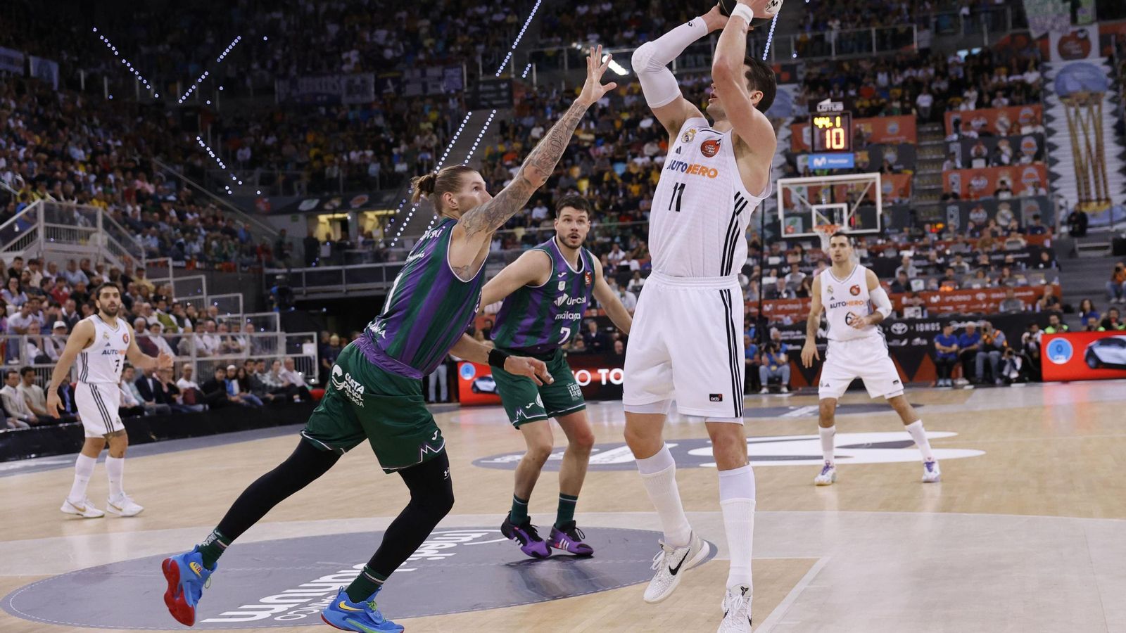 El Unicaja, campeón de Copa: Todas las imágenes del partido, la fiesta y la llegada a Málaga