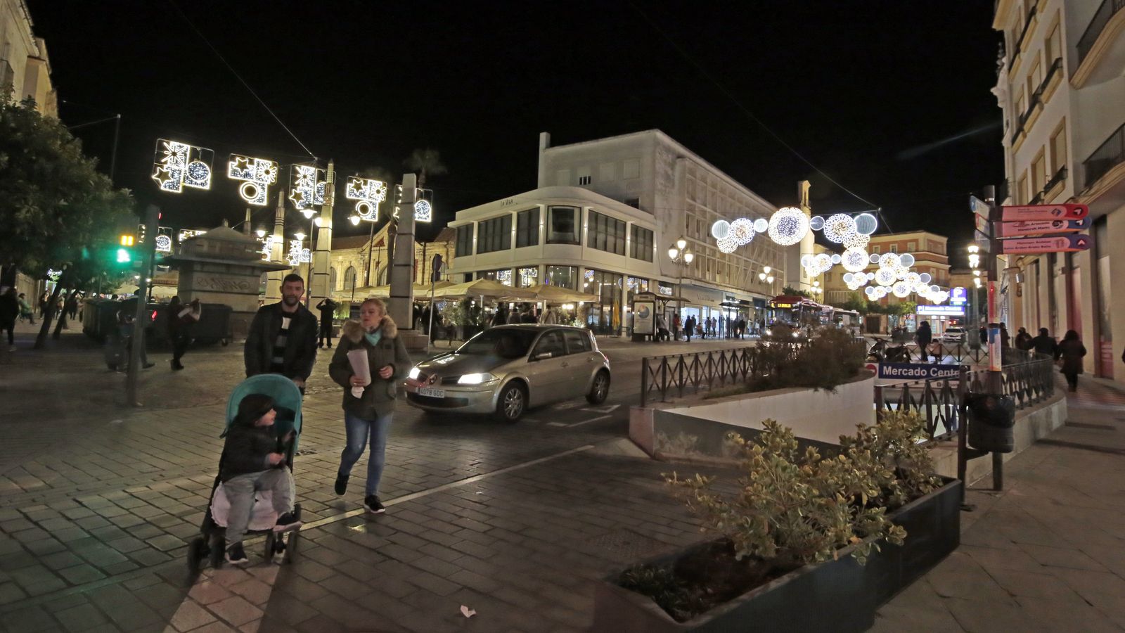 Jerez inaugura su alumbrado navideño