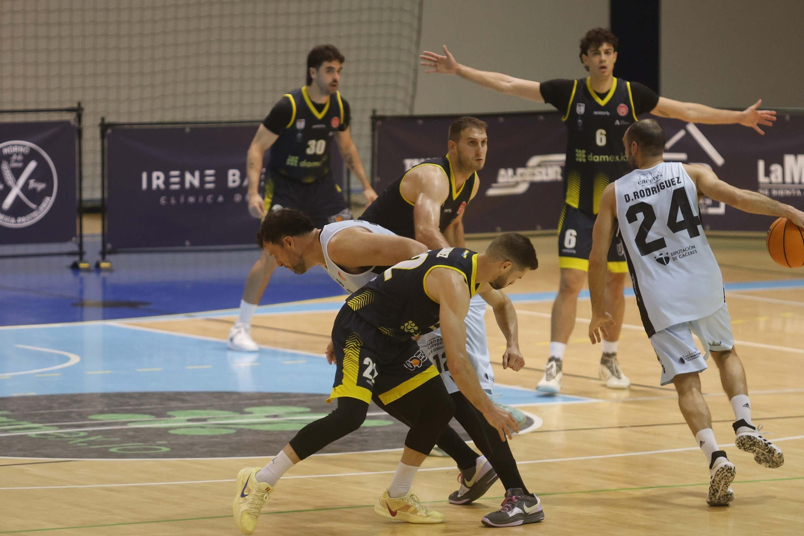 Las fotos del Udea-Cáceres de Segunda FEB