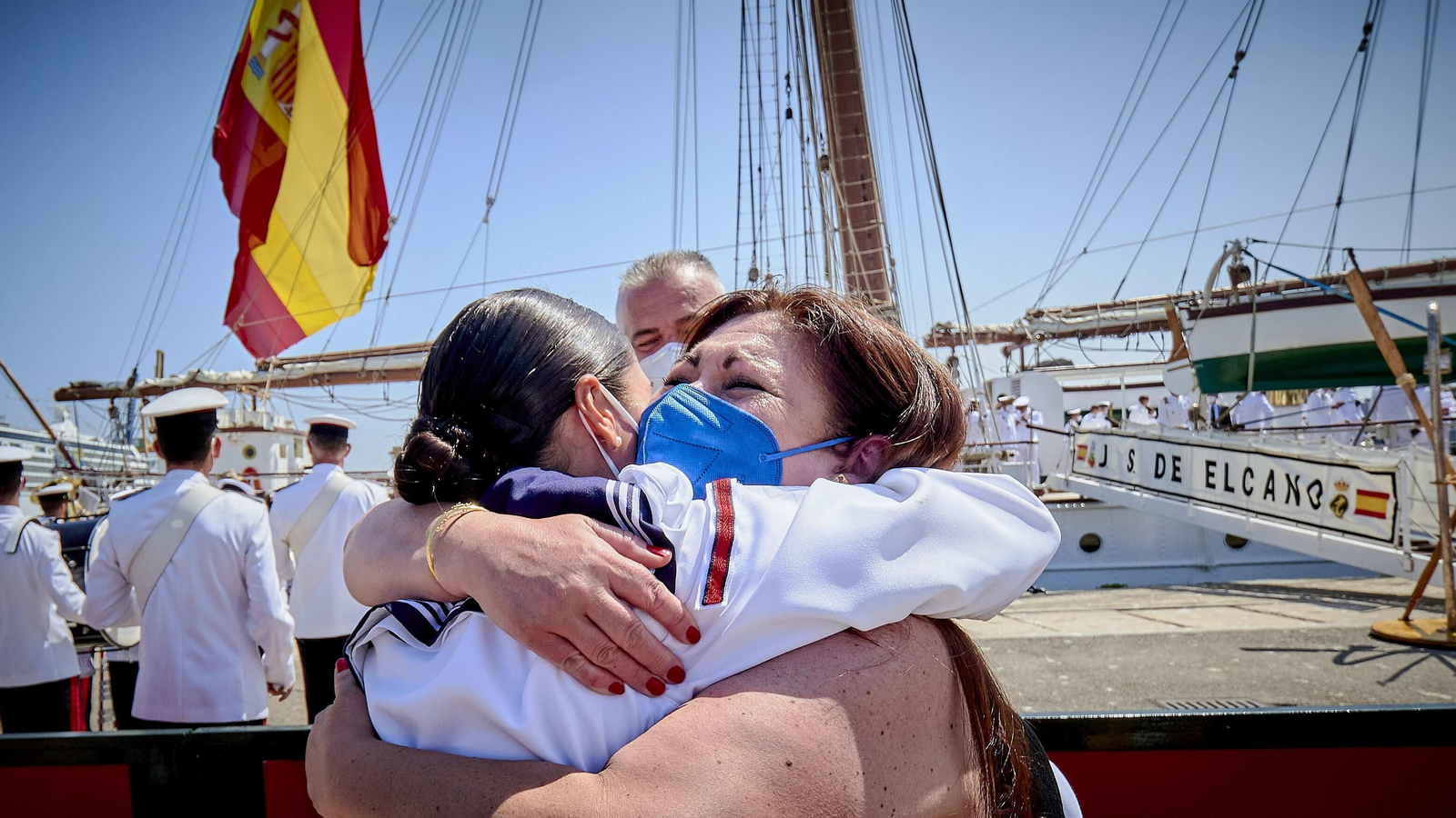 Recibimiento al buque escuela de la Armada española 'Juan Sebastián de Elcano'