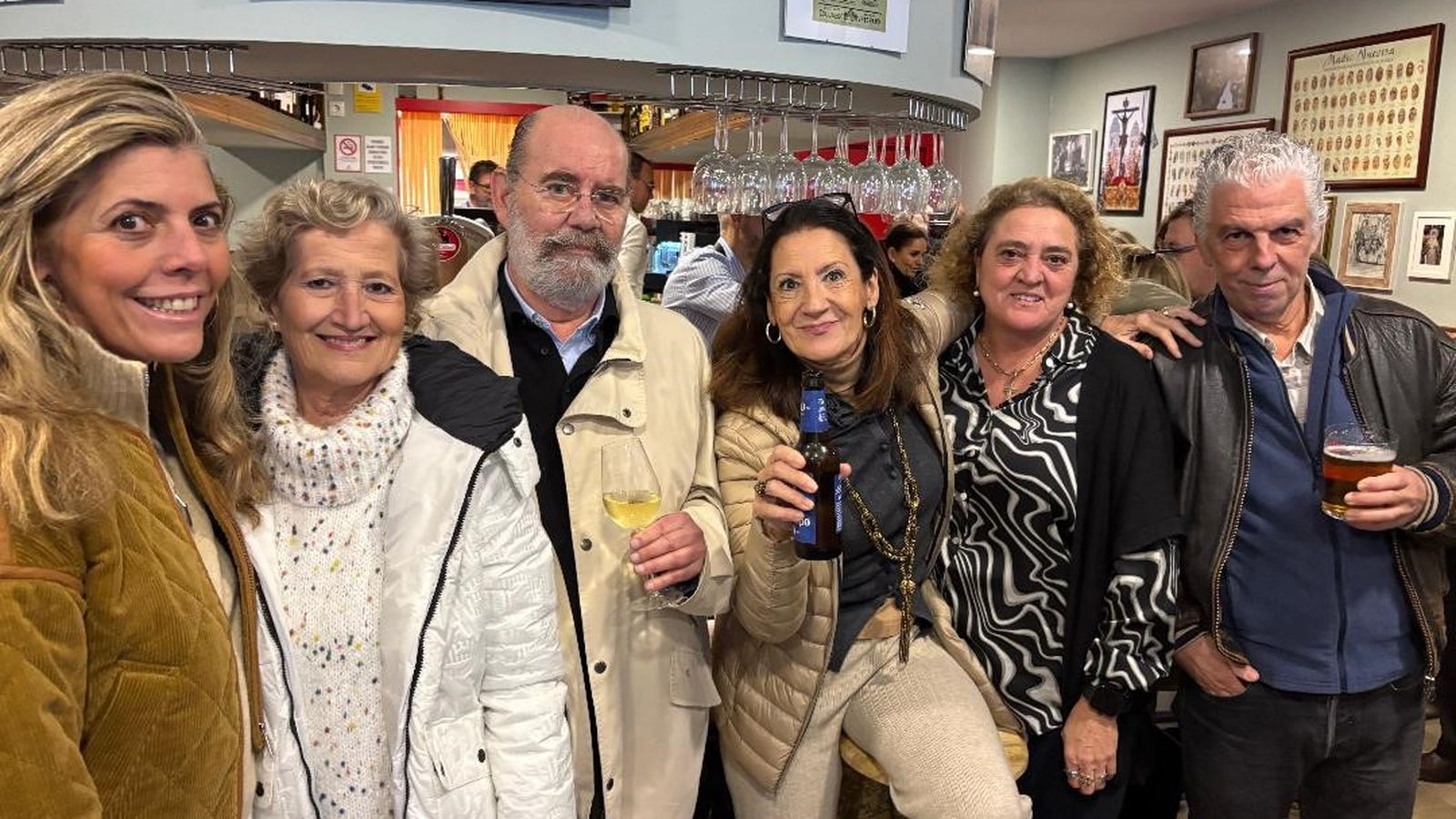 Natalia Manzano, Susi Almagro, Leonardo Casais, Tere Querol, Bea Millán, Braulio Bastos y Emilio Álvarez.