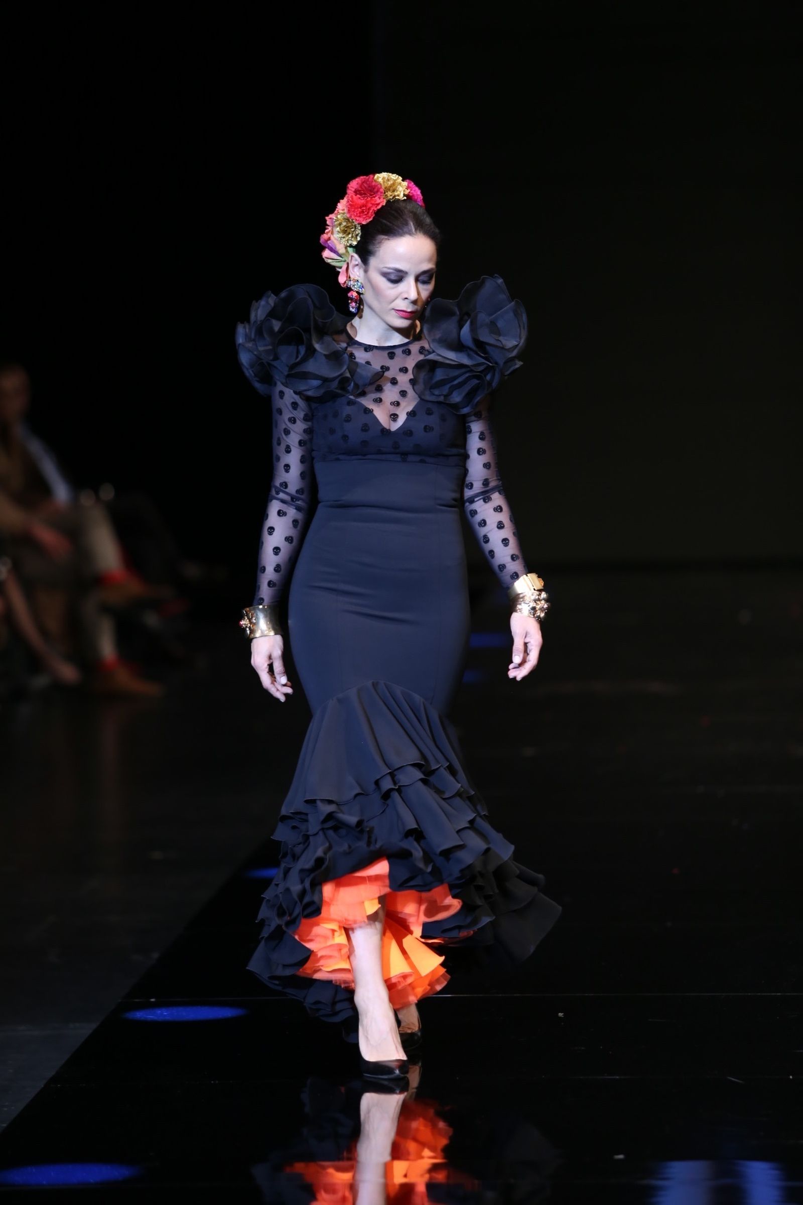 El traje de flamenca negro de 2019, sinónimo de elegancia