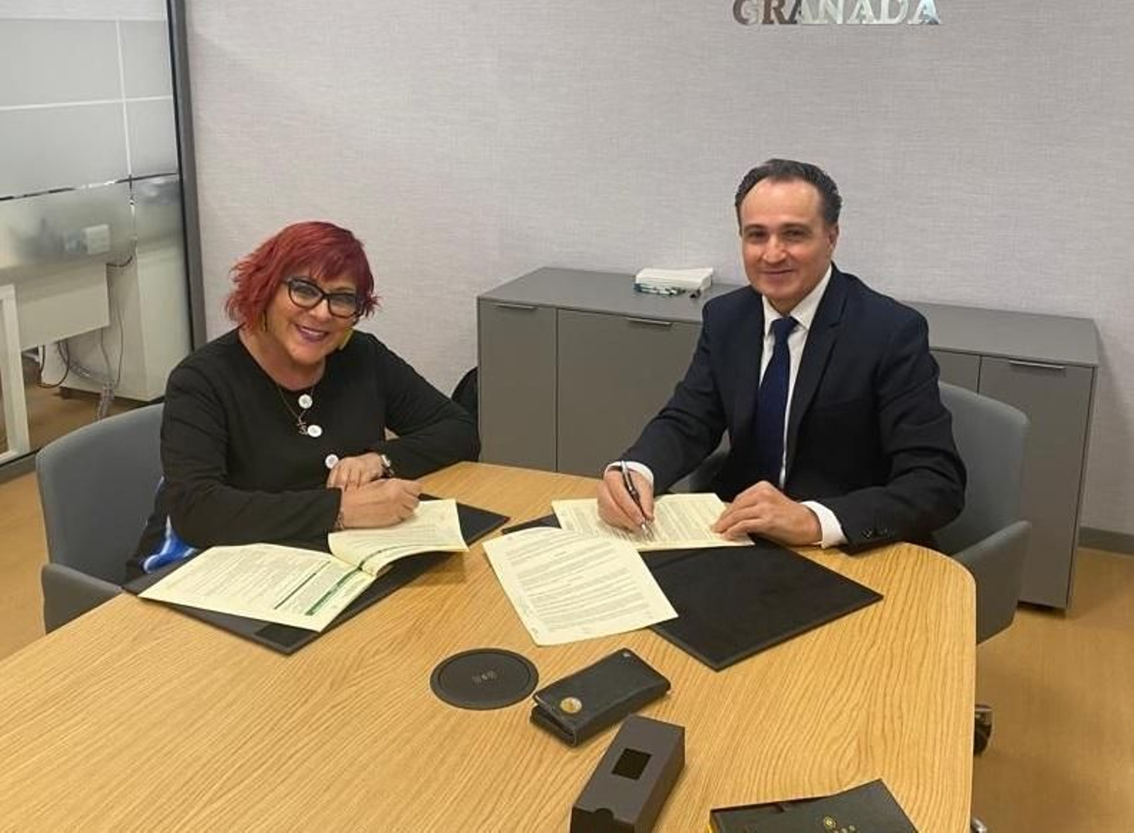 Firma del convenio.