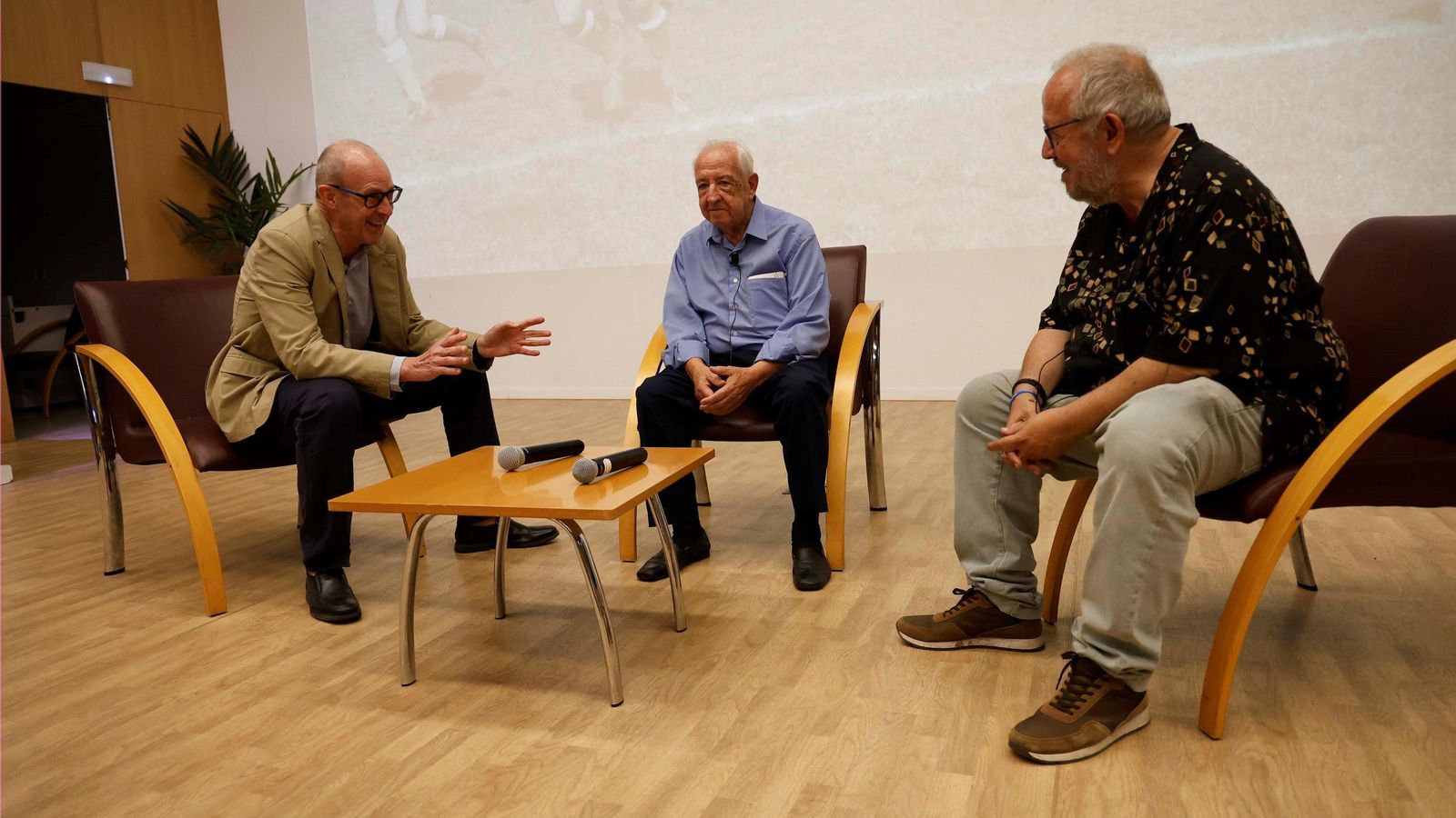 Verdú, Esteban y Téllez, durante el coloquio.