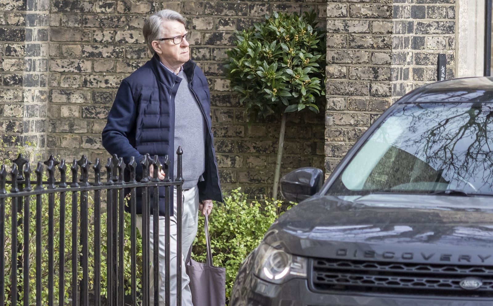 El ex embajador británico en EEUU Peter Mandelson, detenido por sus vínculos con el pederasta Epstein.