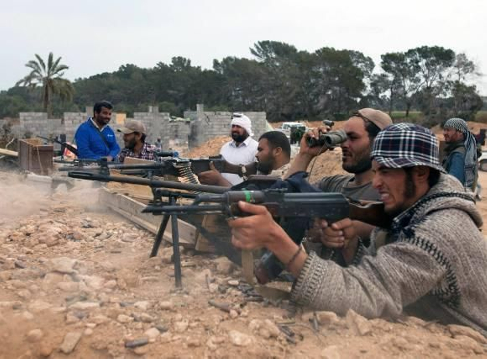 Denuncian la violación de derechos humanos por parte de los rebeldes libios