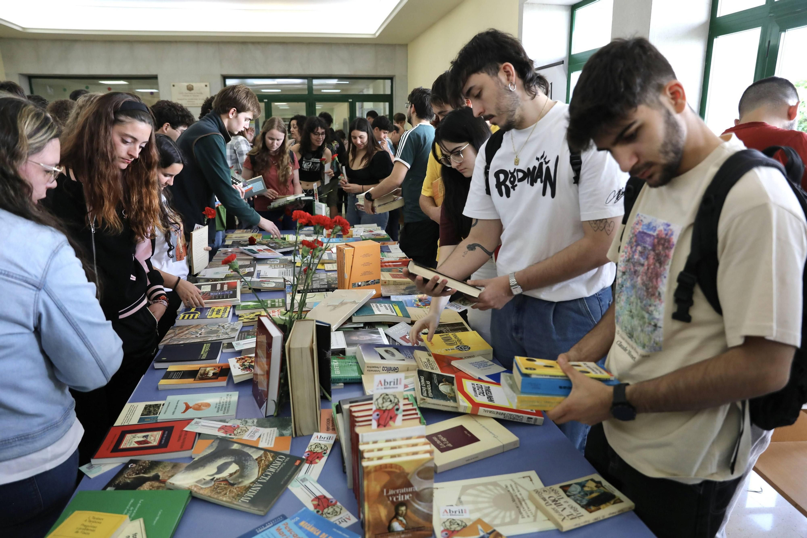 La Universidad de Córdoba celebra el Día del Libro, en imágenes