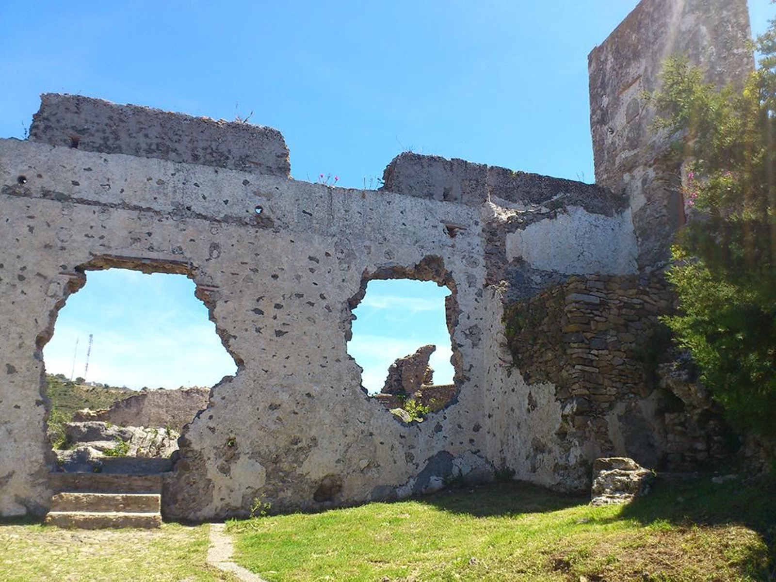 Ruinas castillo de Casares.