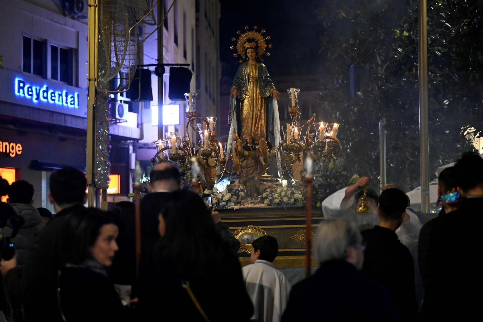 Las mejores fotos de la procesión de la Virgen de la Medalla Milagrosa de Córdoba