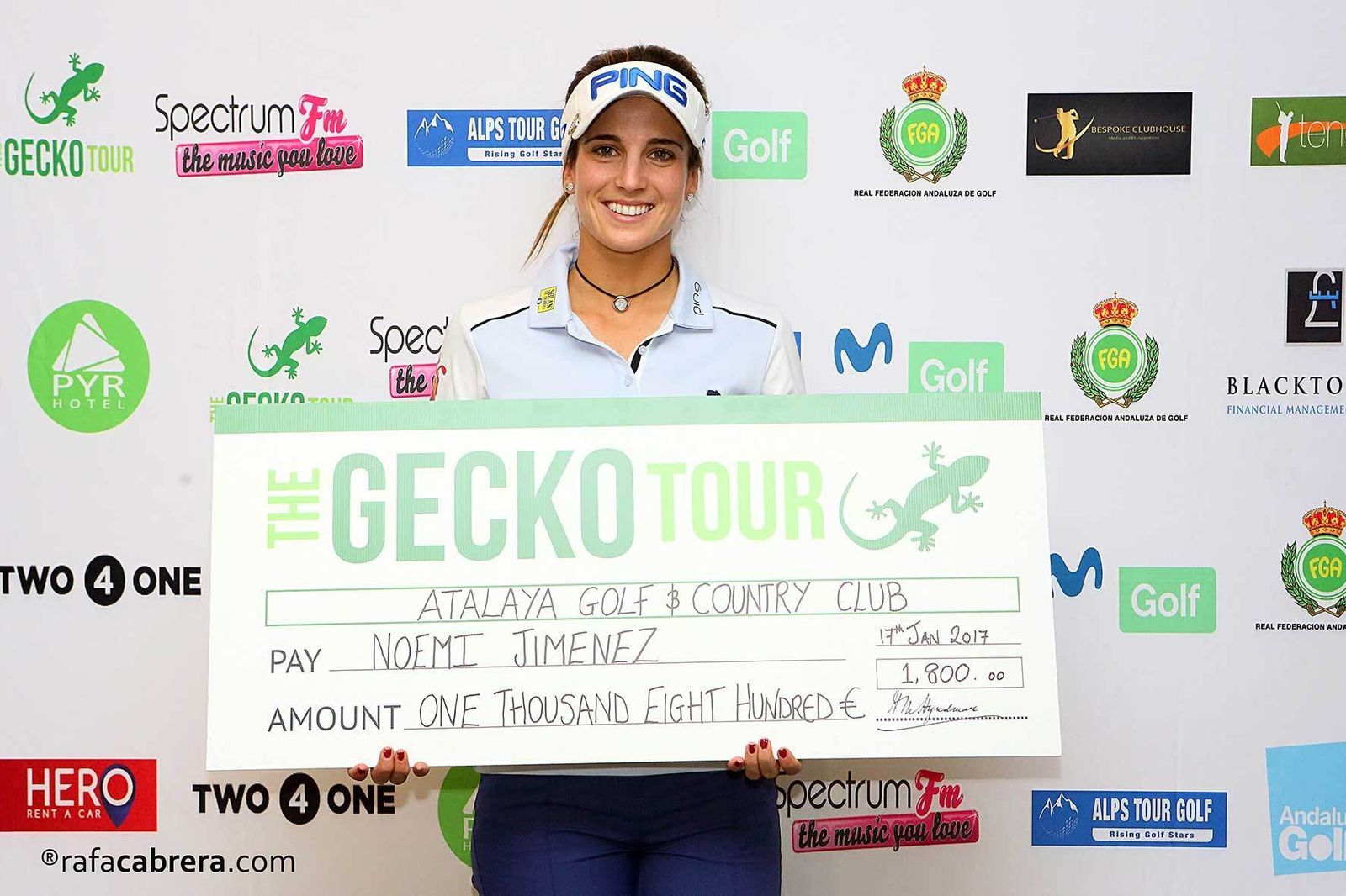 Noemí Jiménez, la primera mujer que gana en el circuito.