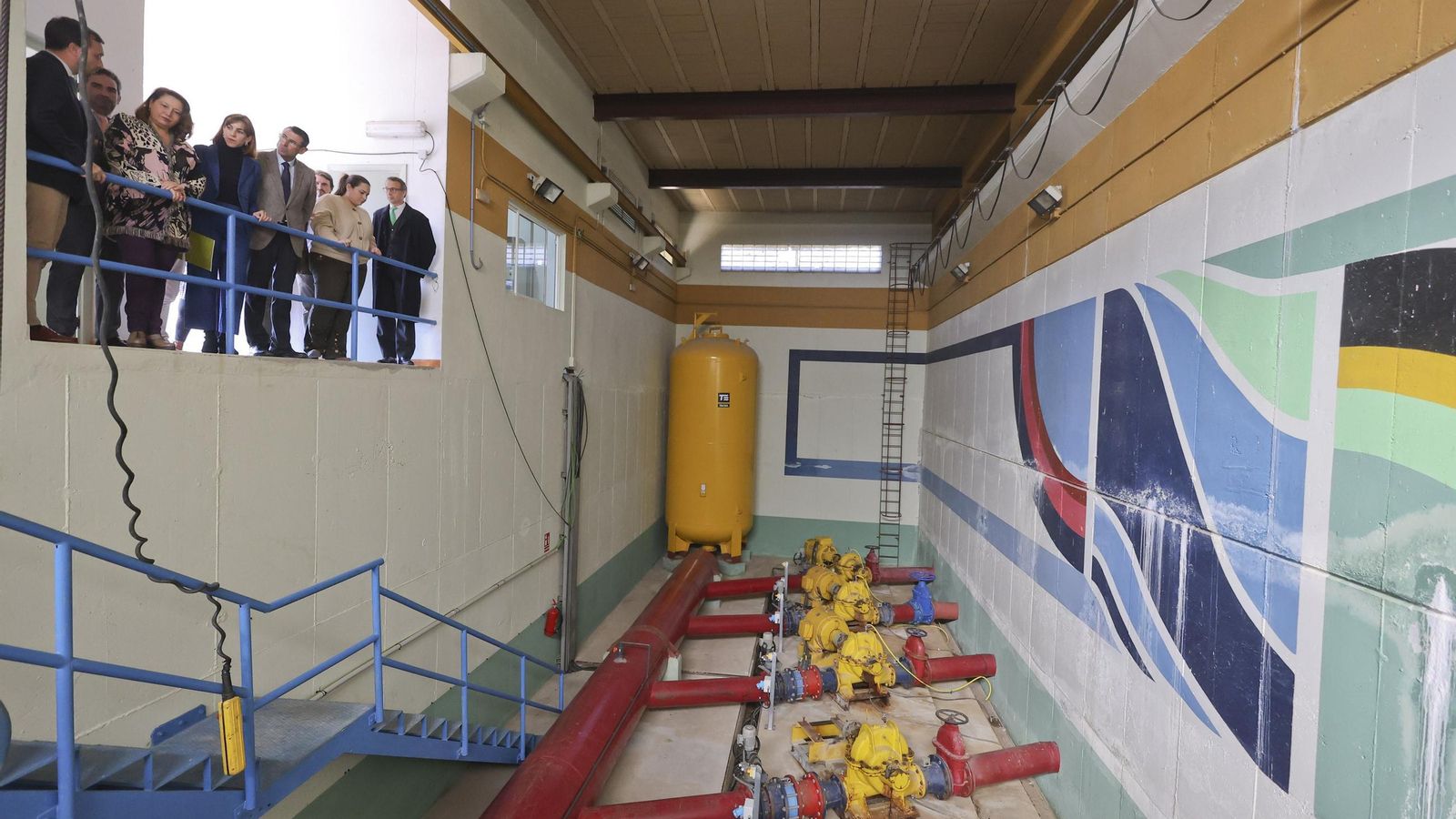 Primera piedra del bombeo de Rojas.