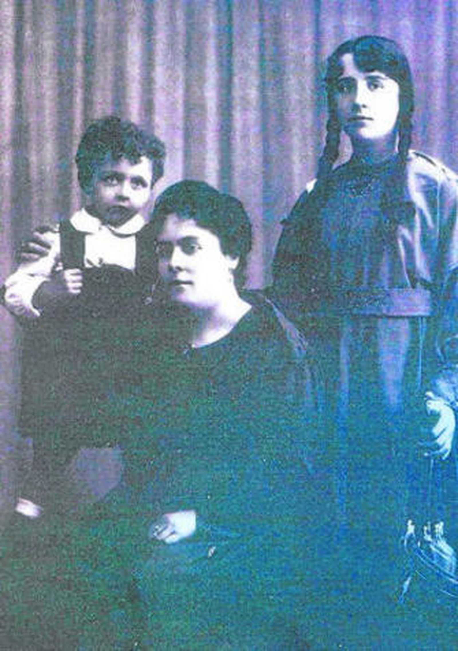 El amargo exilio de María Enciso (II)