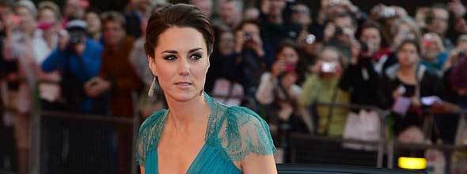 Packham diseñó el vestido de la princesa en color turquesa para sintonizarlo con su color de piel.