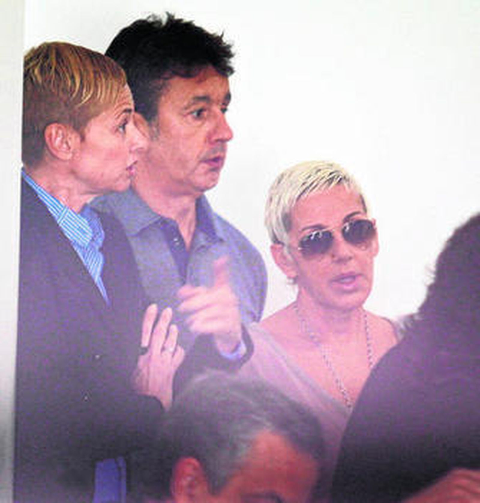 Esther Arroyo y la cantante Ana Torroja, durante el juicio celebrado el pasado mes de octubre en Cádiz.