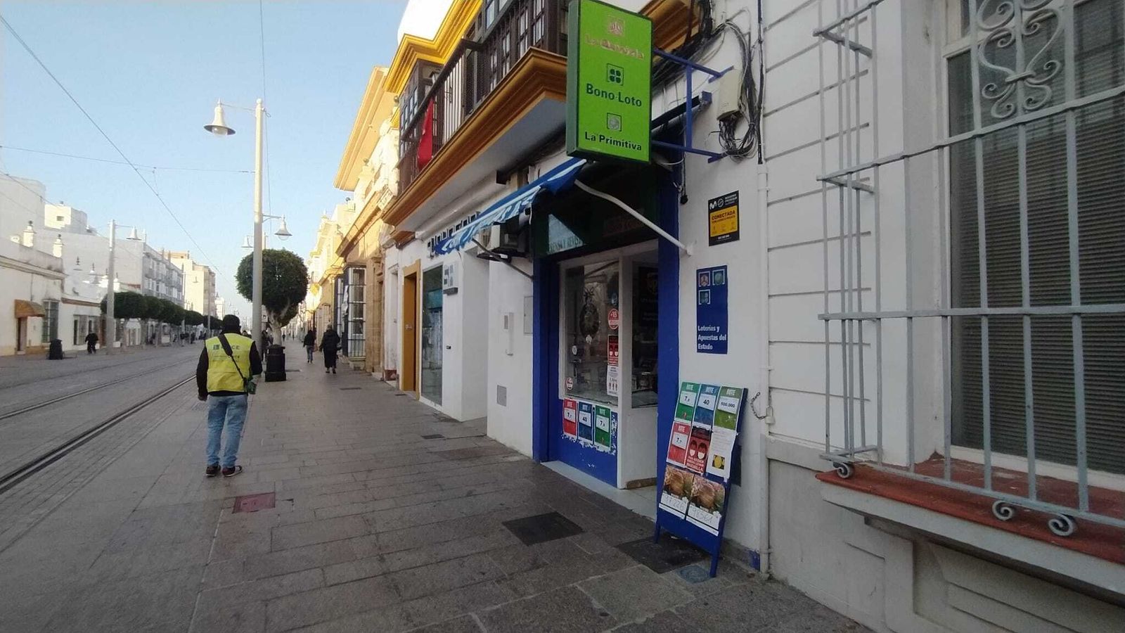 Despacho receptor de la Lotería en el que se ha vendido el primer premio.