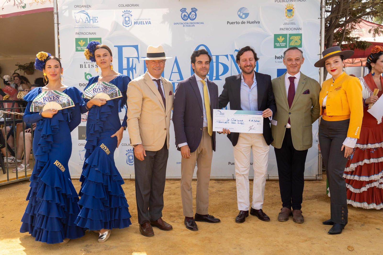 Imágenes de la entrega de reconocimientos de la X edición de la Feria de Otoño y del Caballo 2025 de Huelva