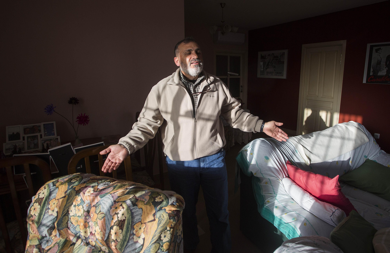 Casimiro Villegas, en su casa, poco antes del juicio.