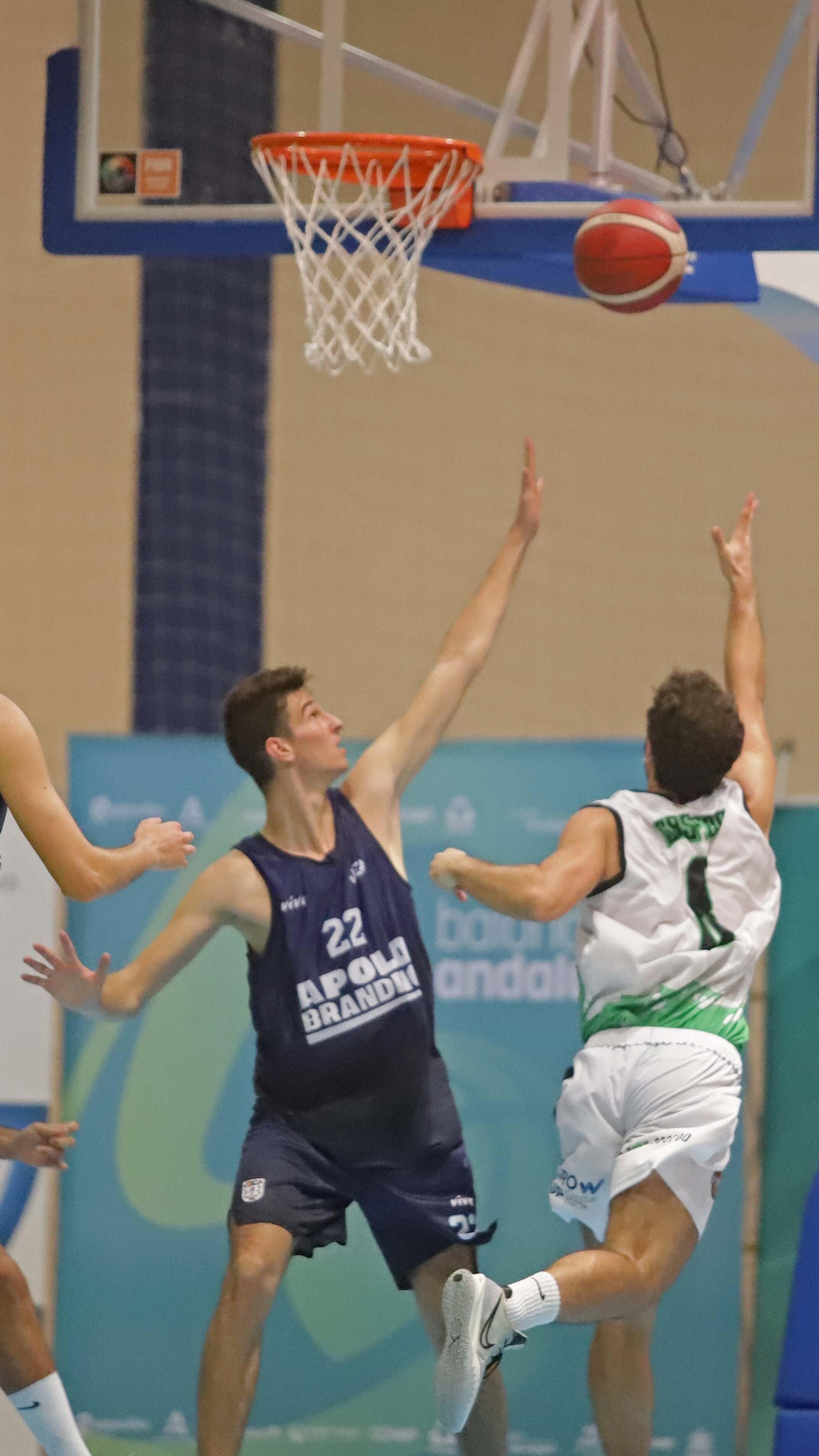Las mejores fotos de la VI Copa Diputación de baloncesto en Algeciras