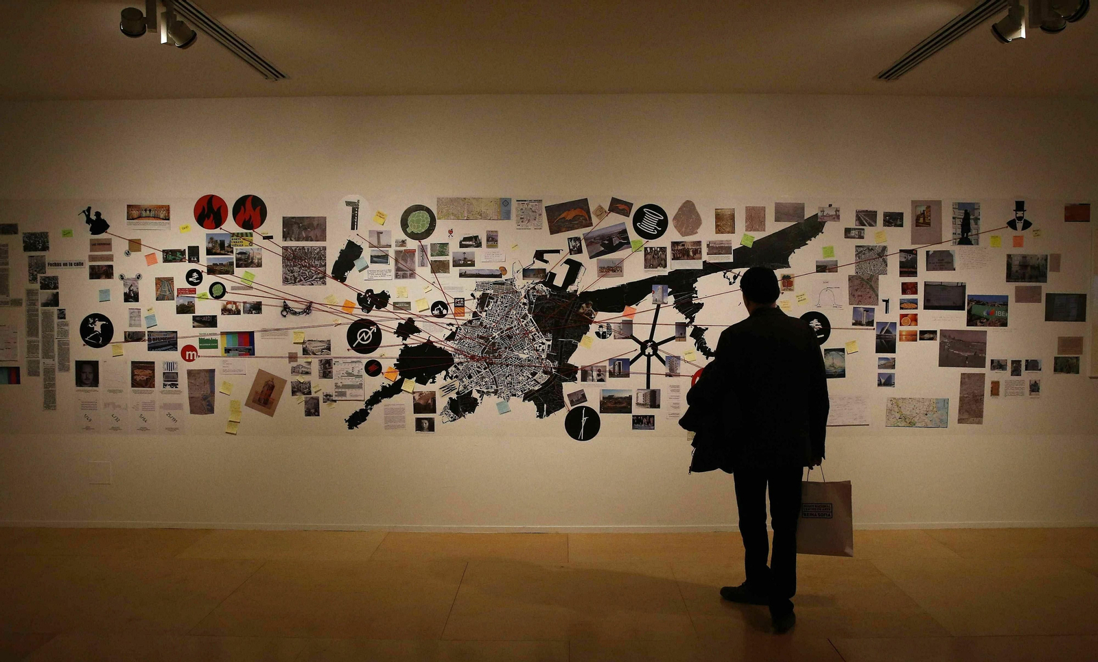 Exposición de Rogelio López Cuenca en el Museo Reina Sofía de Madrid.