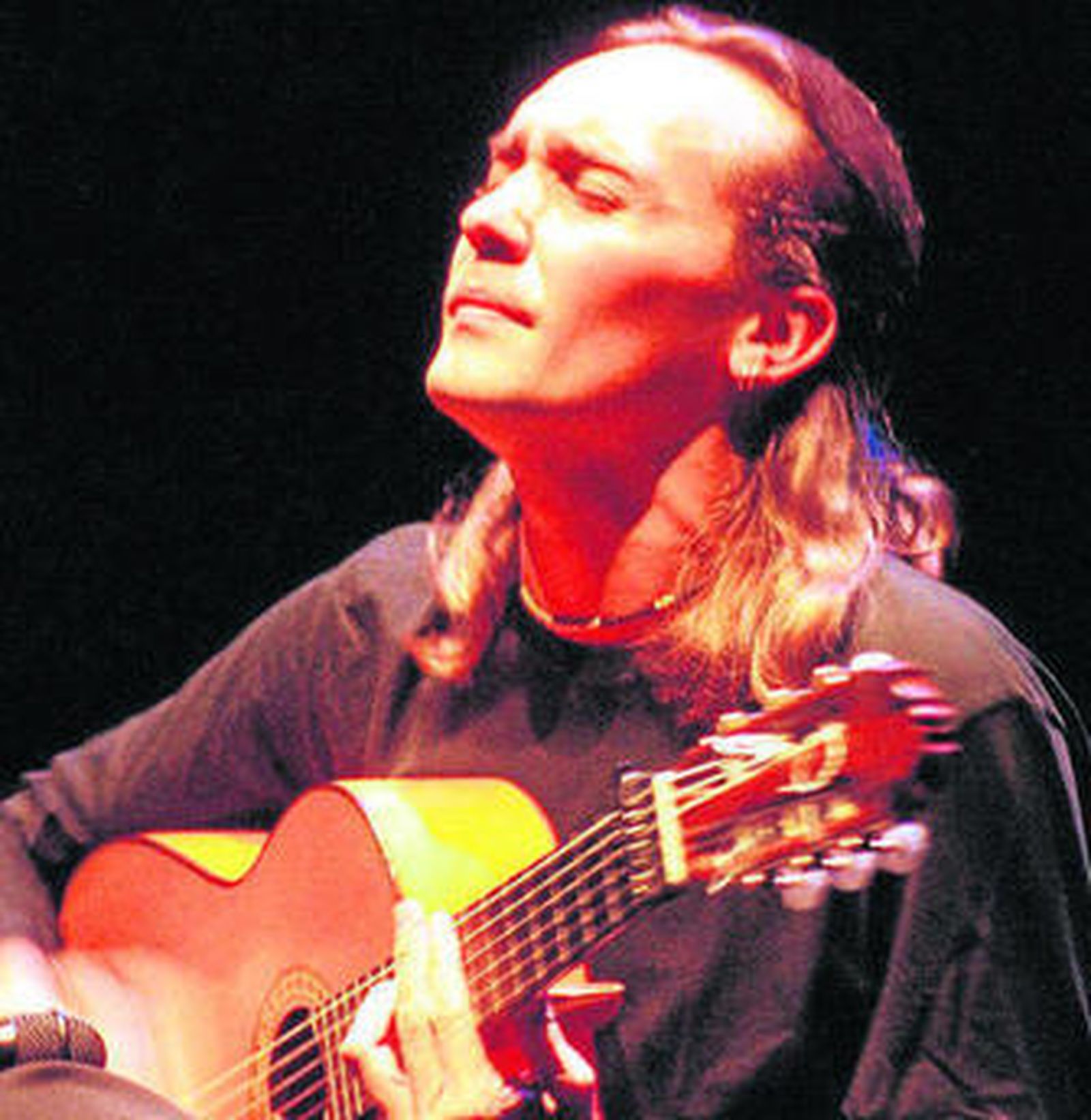 El guitarrista cordobés Vicente Amigo regresa tras 'Paseo de Gracia'.