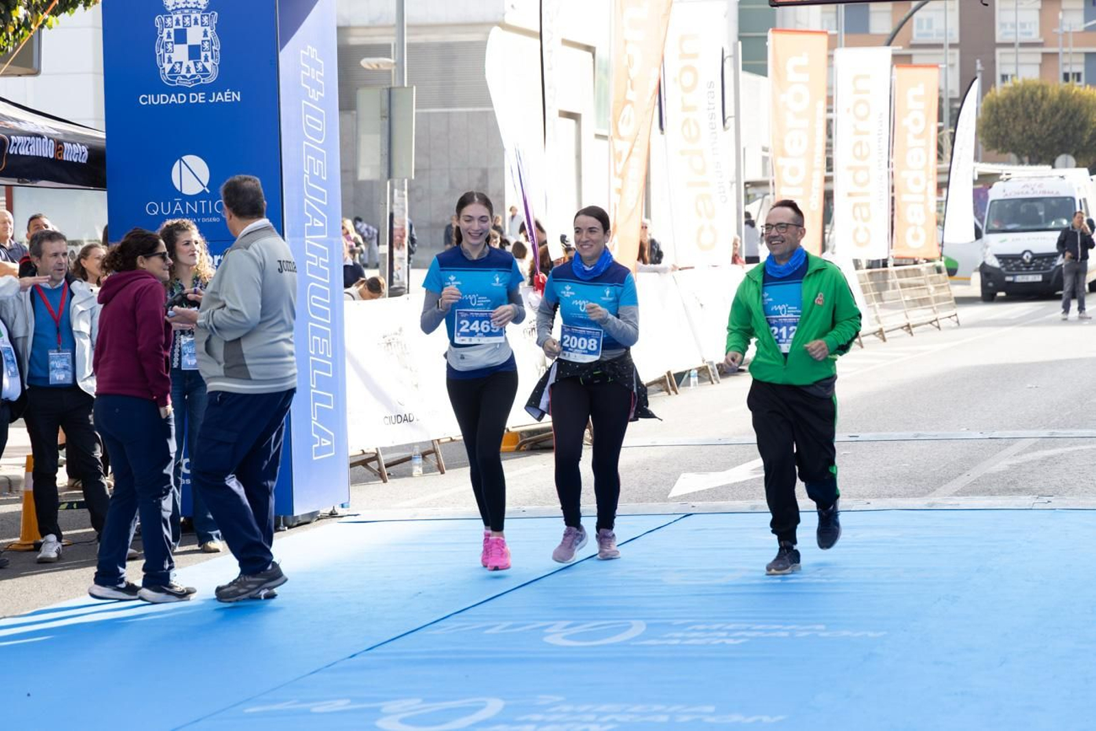 En imágenes: multitudinaria e histórica XXIX Media Maratón 'Ciudad de Jaén' y 10k en memoria de Paco Manzaneda