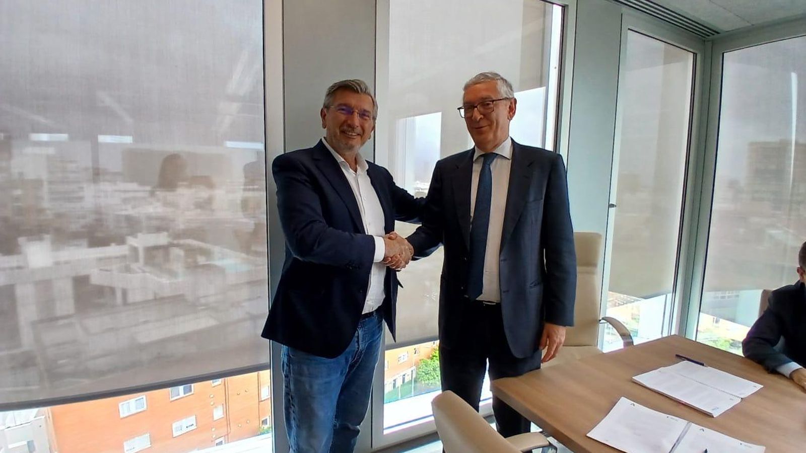 La firma del acuerdo para la implantación del Grupo Torres en San Roque. La firma del acuerdo para la implantación del Grupo Torres en San Roque.
