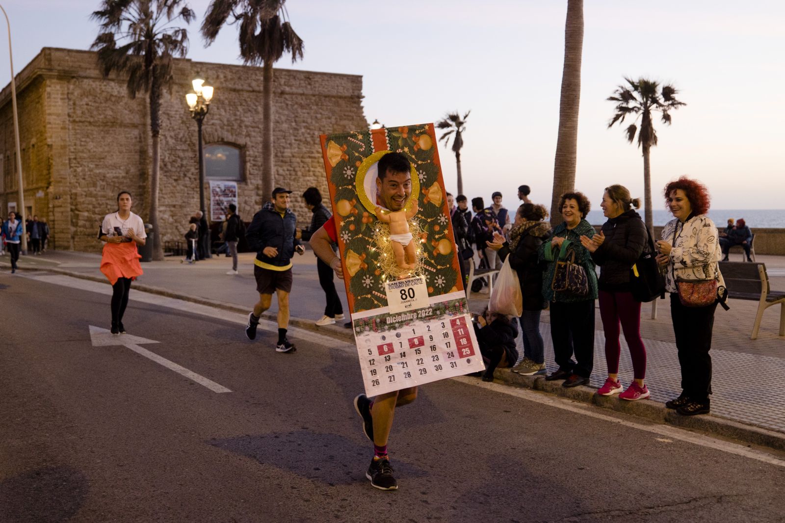 Las imágenes de la carrera popular "San Silvestre ciudad de Cádiz"
